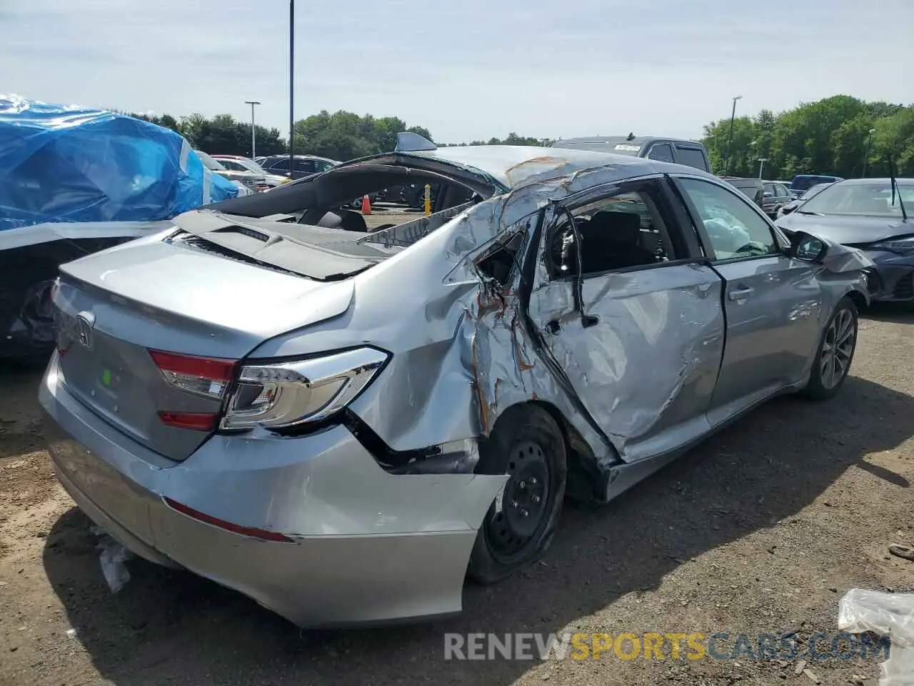 3 Photograph of a damaged car 1HGCV1F18KA148352 HONDA ACCORD 2019