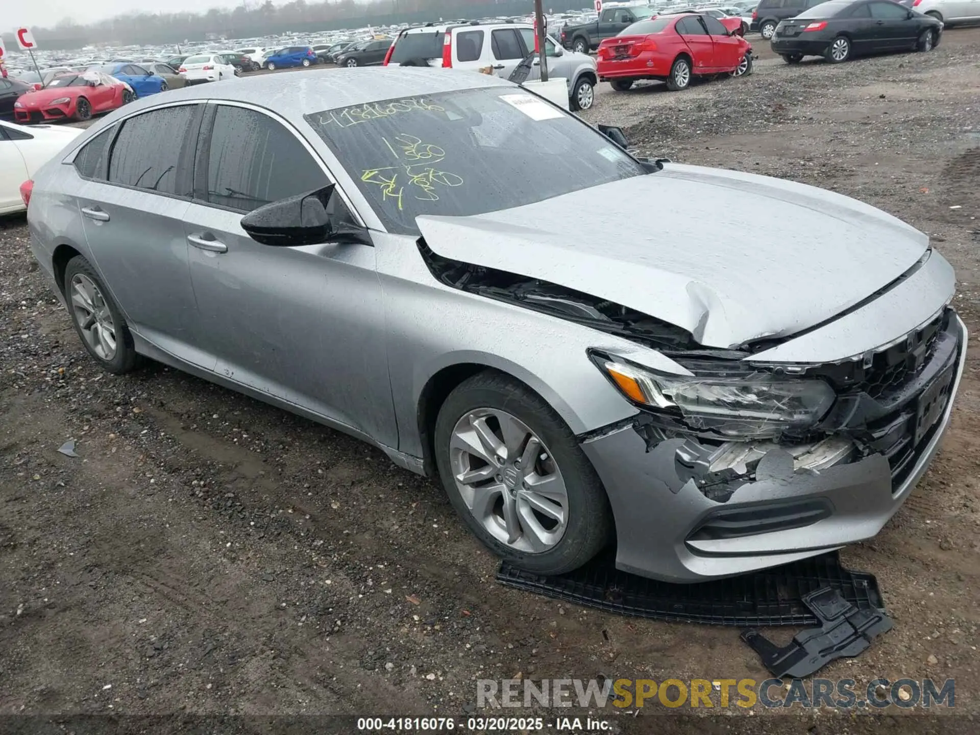 1 Фотография поврежденного автомобиля 1HGCV1F18KA150571 HONDA ACCORD 2019