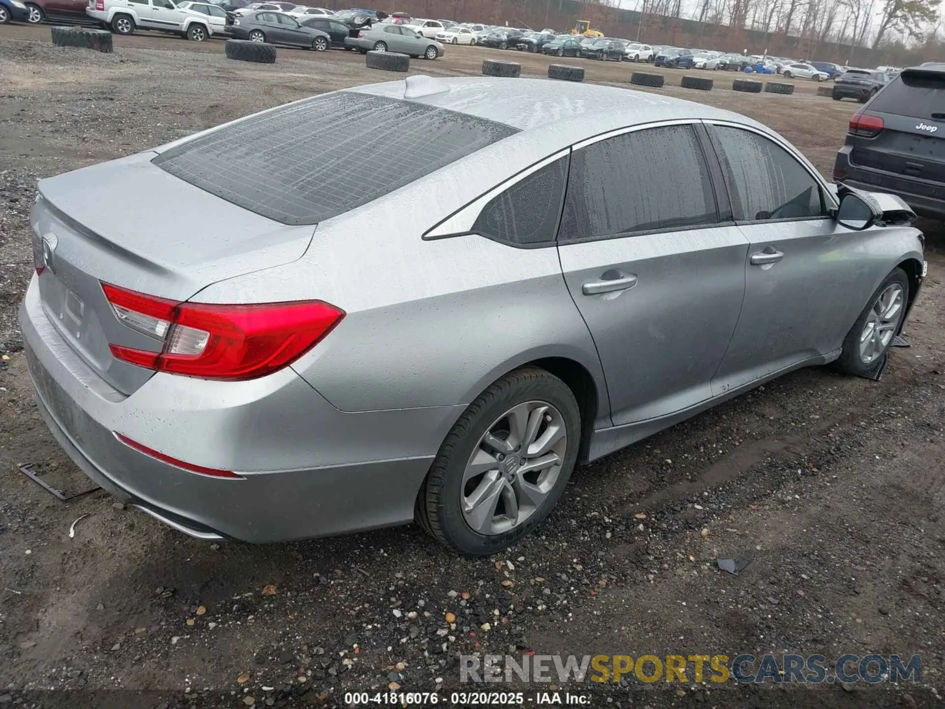 4 Фотография поврежденного автомобиля 1HGCV1F18KA150571 HONDA ACCORD 2019