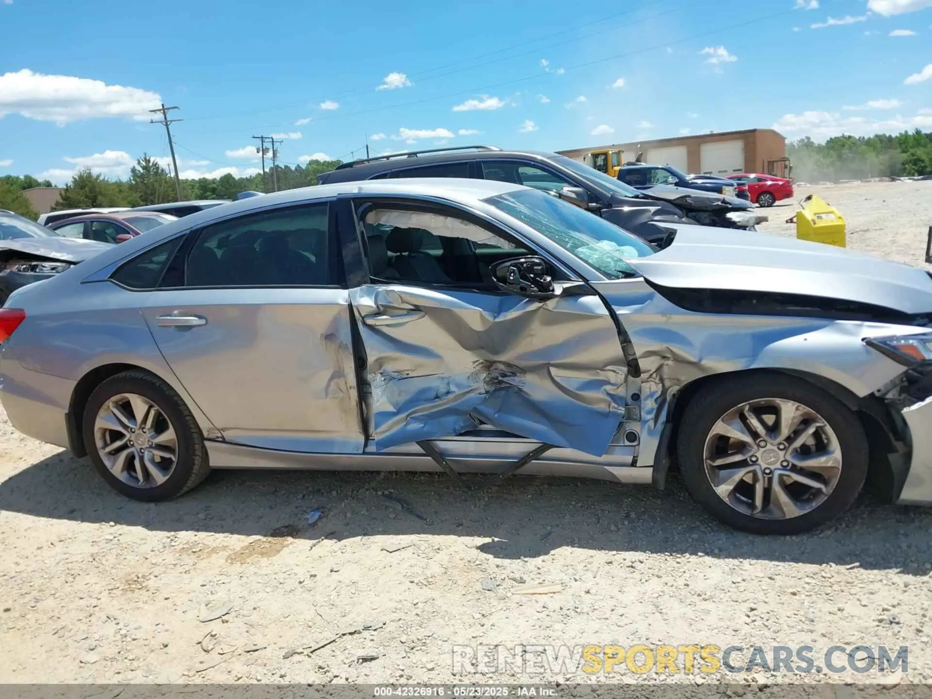 13 Photograph of a damaged car 1HGCV1F19KA008262 HONDA ACCORD 2019