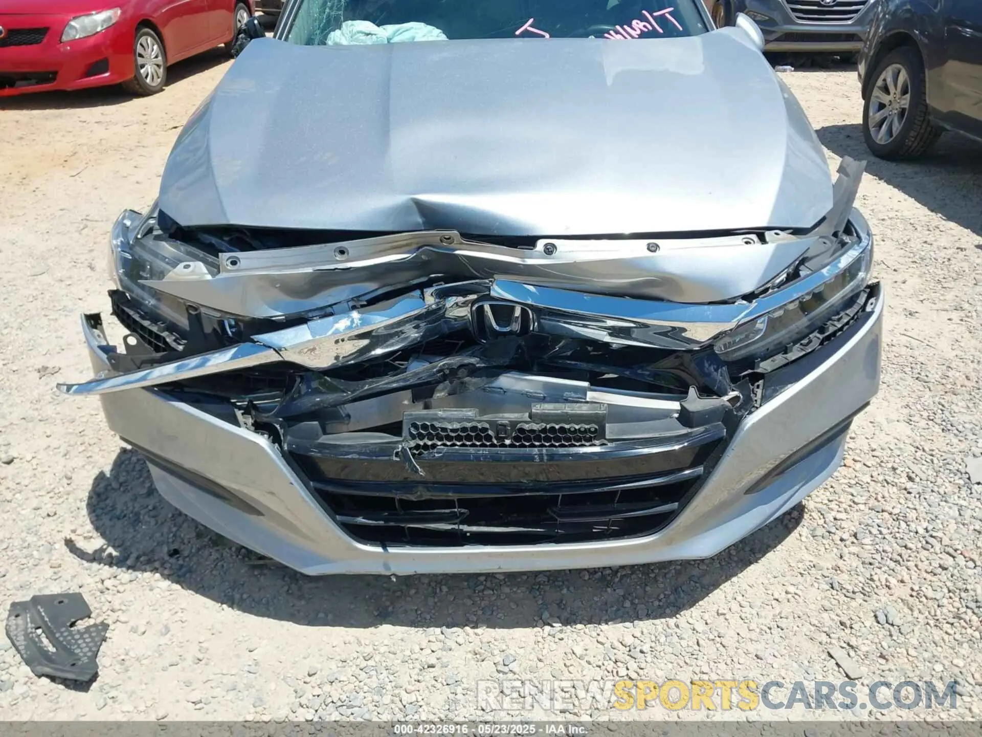 6 Photograph of a damaged car 1HGCV1F19KA008262 HONDA ACCORD 2019