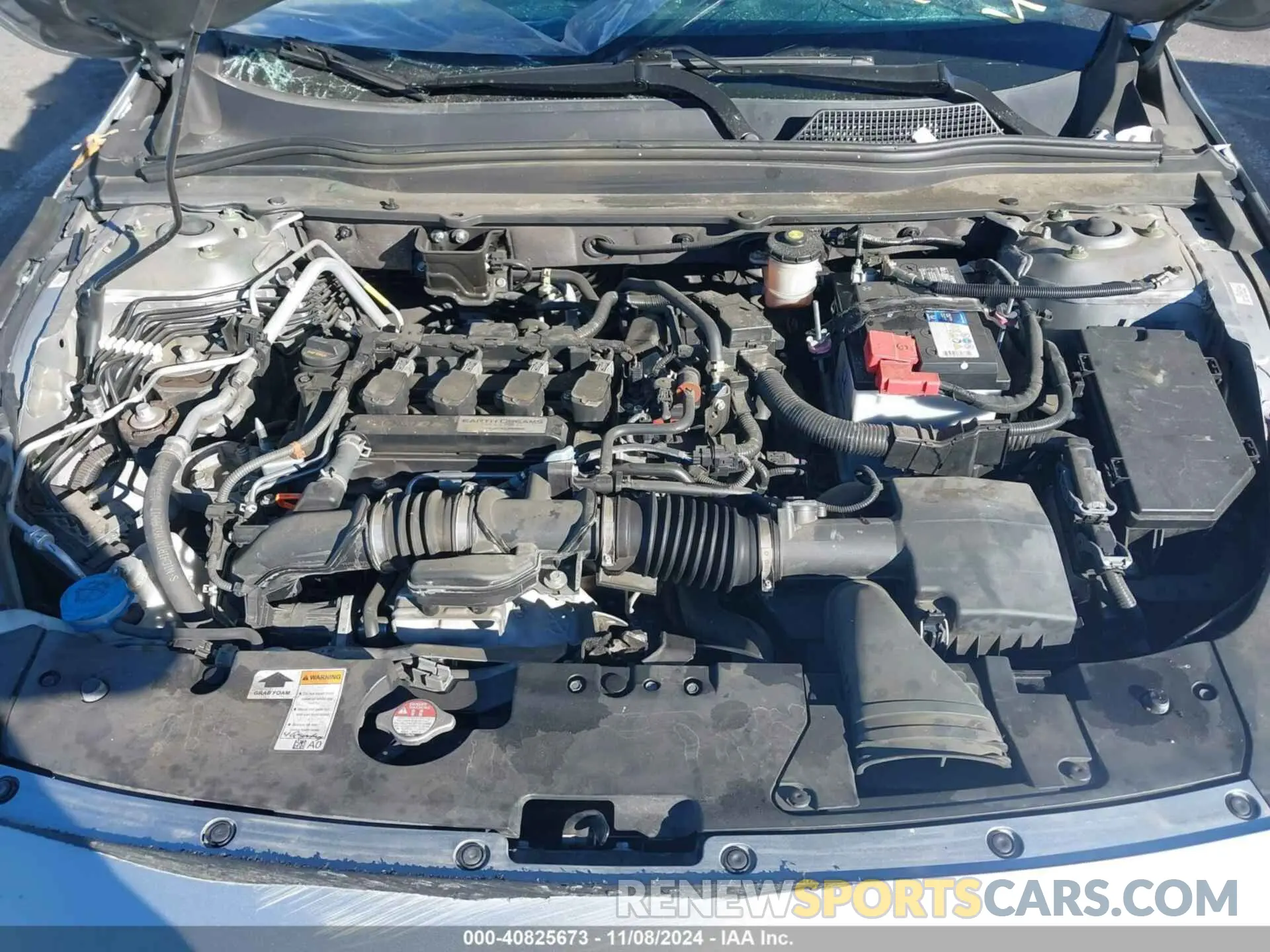 10 Photograph of a damaged car 1HGCV1F19KA040807 HONDA ACCORD 2019
