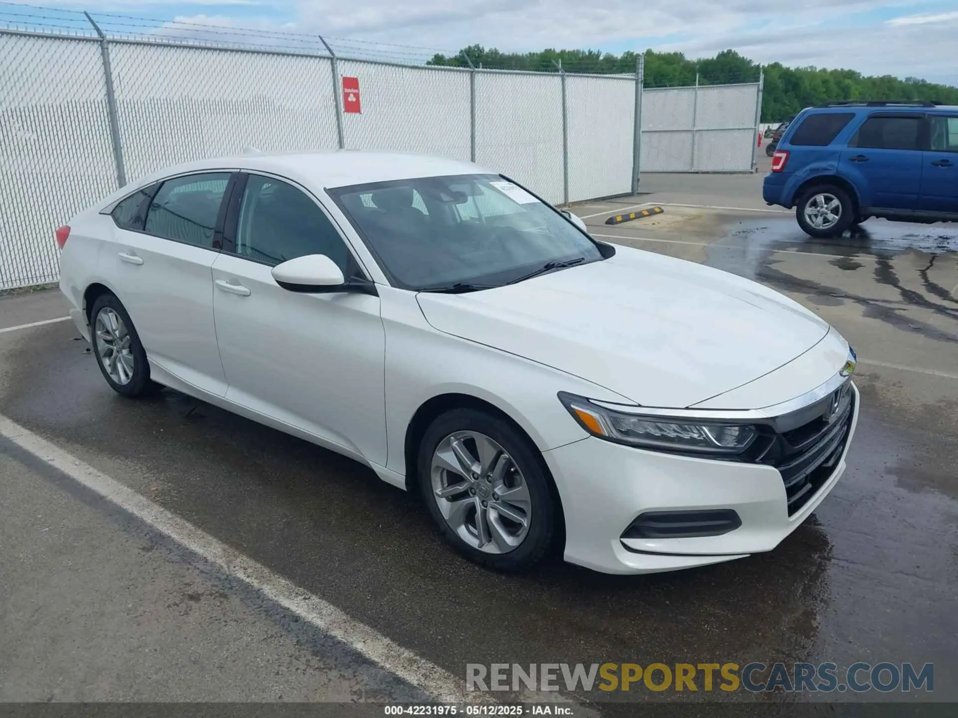 1 Photograph of a damaged car 1HGCV1F19KA081938 HONDA ACCORD 2019