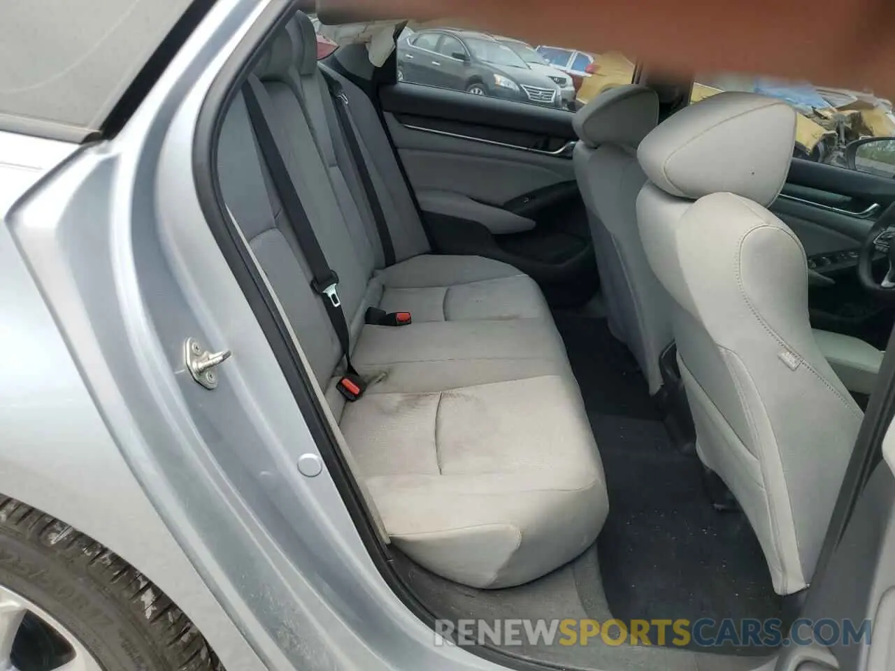 10 Photograph of a damaged car 1HGCV1F19KA100780 HONDA ACCORD 2019