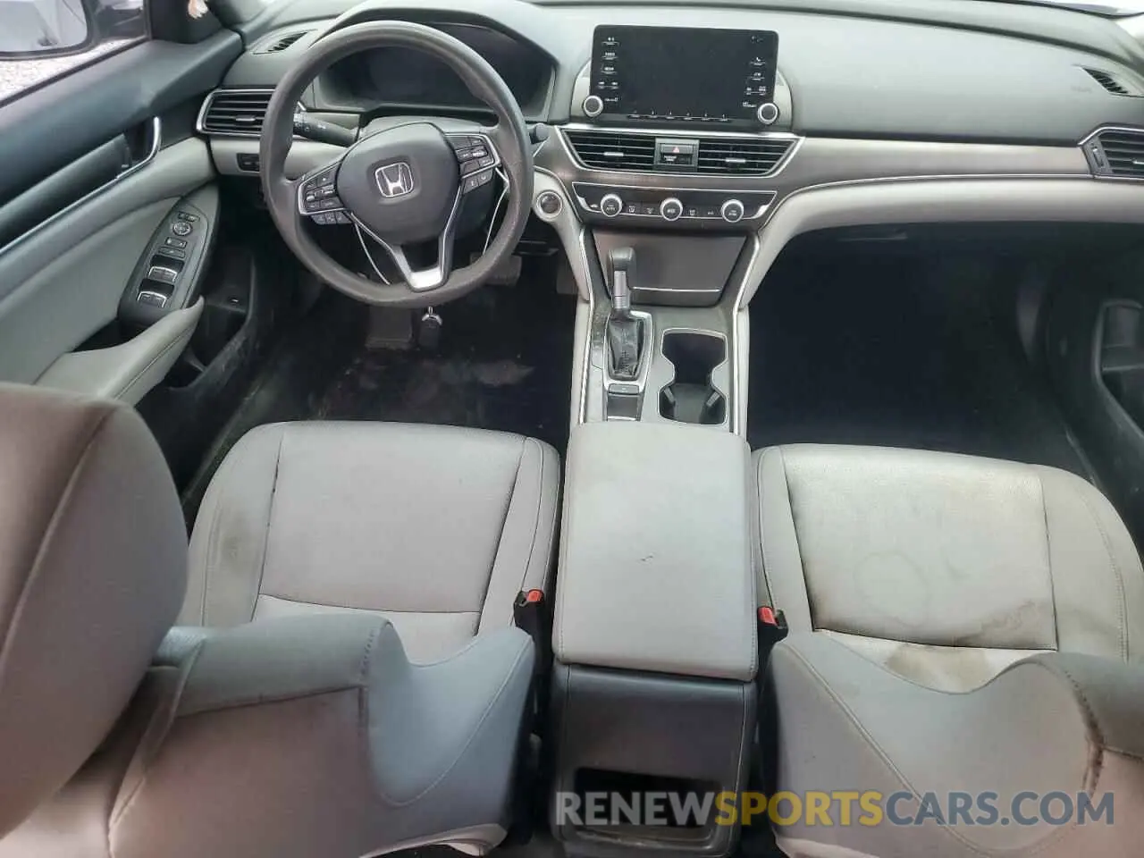 8 Photograph of a damaged car 1HGCV1F19KA100780 HONDA ACCORD 2019