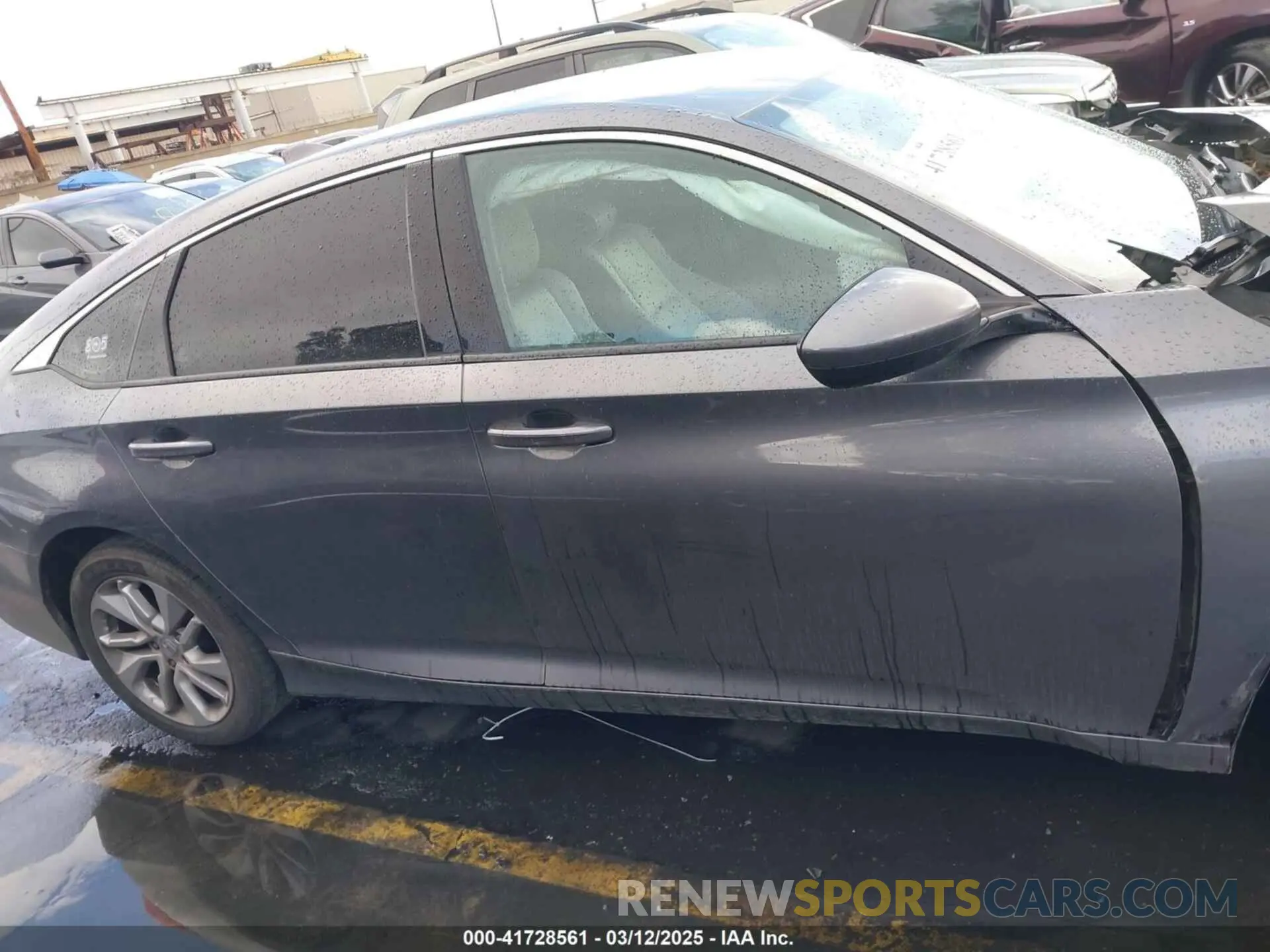 14 Photograph of a damaged car 1HGCV1F1XKA019657 HONDA ACCORD 2019