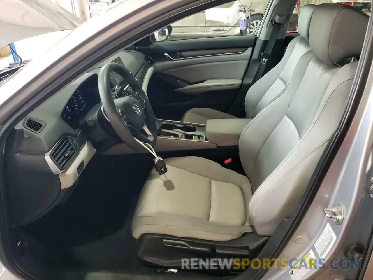 7 Фотография поврежденного автомобиля 1HGCV1F1XKA035115 HONDA ACCORD 2019