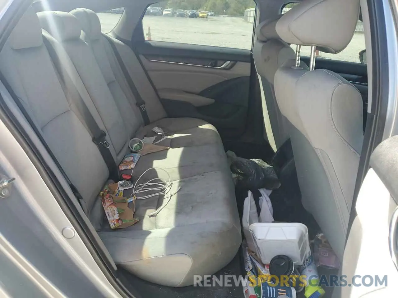 10 Photograph of a damaged car 1HGCV1F1XKA041643 HONDA ACCORD 2019