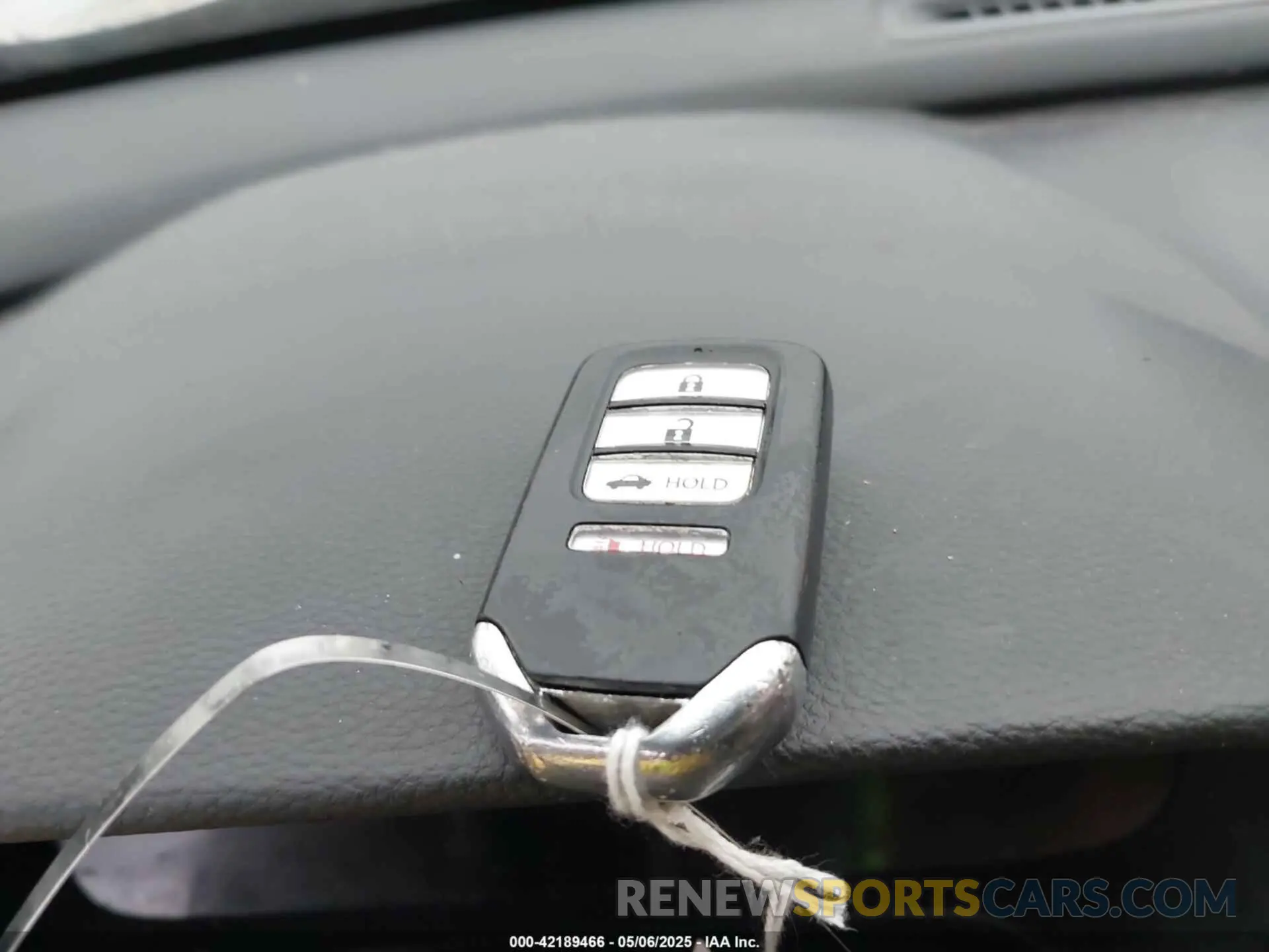 11 Фотография поврежденного автомобиля 1HGCV1F1XKA082614 HONDA ACCORD 2019