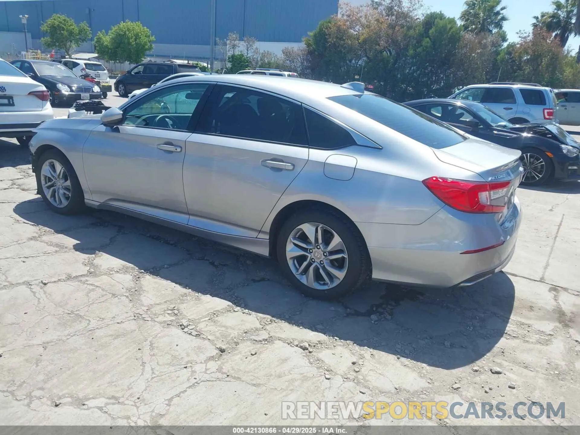 3 Photograph of a damaged car 1HGCV1F1XKA092950 HONDA ACCORD 2019
