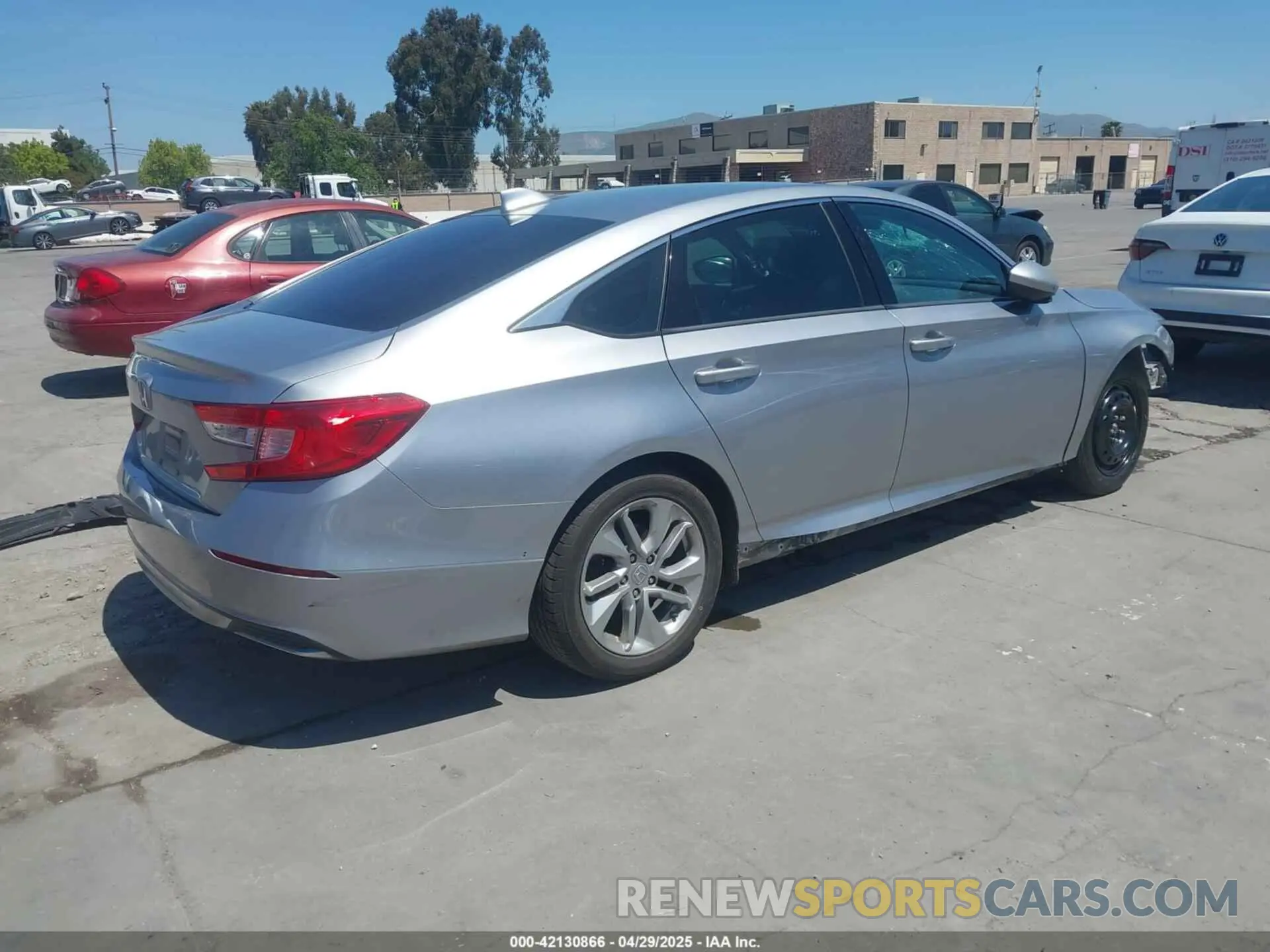 4 Photograph of a damaged car 1HGCV1F1XKA092950 HONDA ACCORD 2019