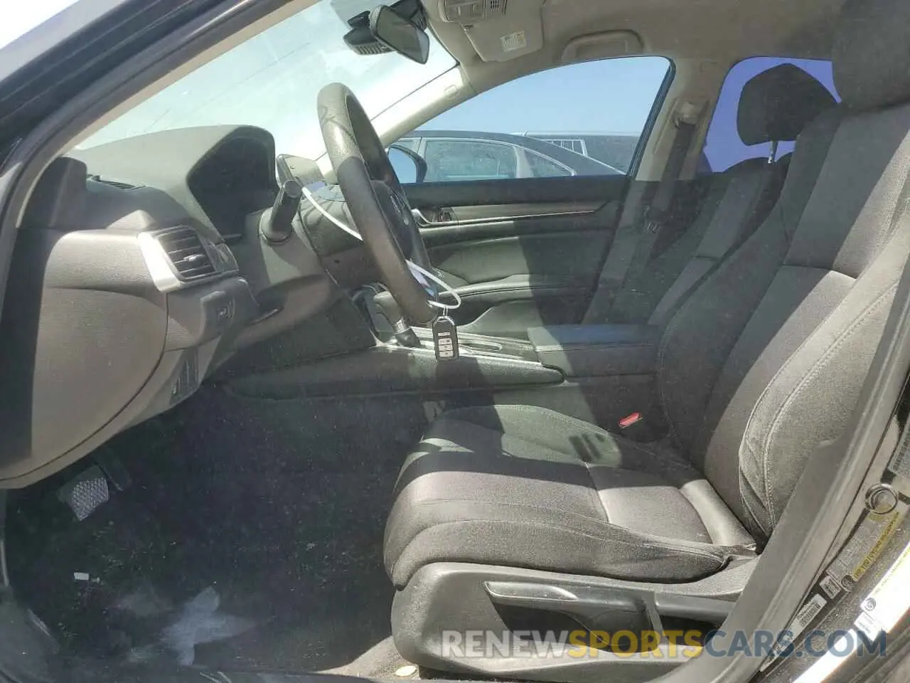7 Photograph of a damaged car 1HGCV1F1XKA136347 HONDA ACCORD 2019