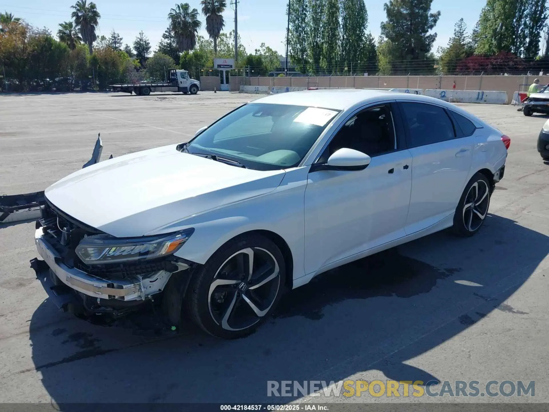 2 Фотография поврежденного автомобиля 1HGCV1F30KA031639 HONDA ACCORD 2019