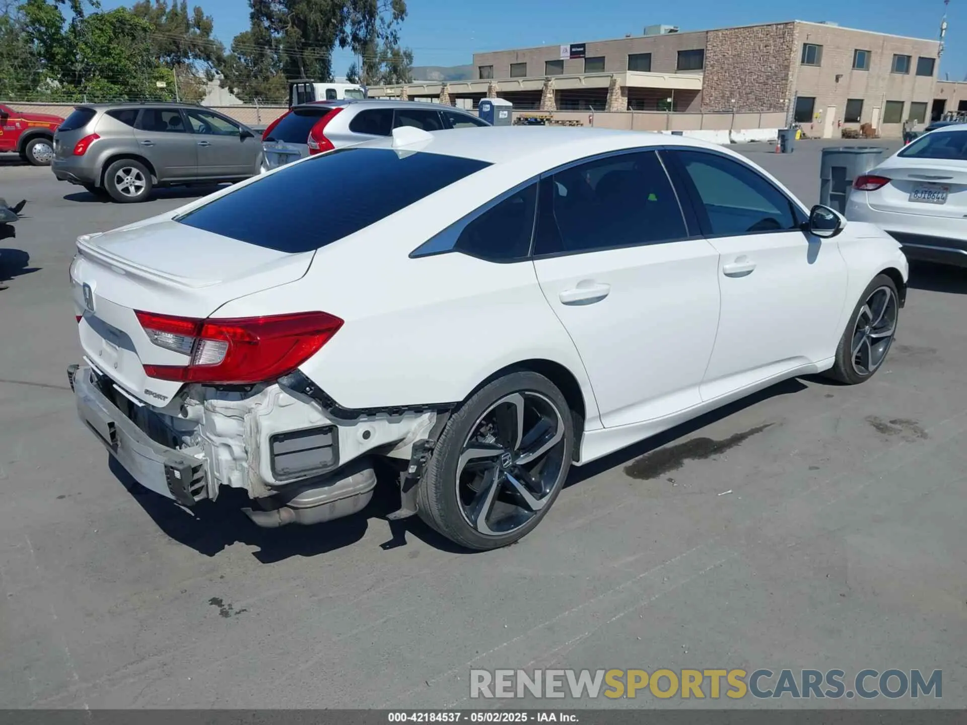 4 Фотография поврежденного автомобиля 1HGCV1F30KA031639 HONDA ACCORD 2019