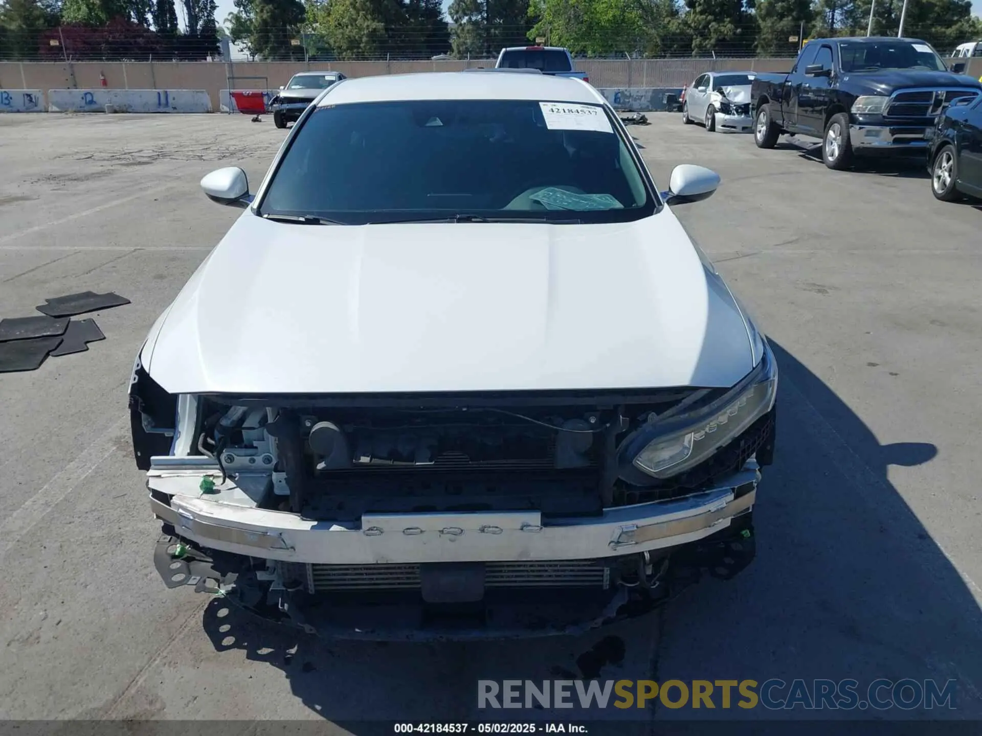 6 Фотография поврежденного автомобиля 1HGCV1F30KA031639 HONDA ACCORD 2019