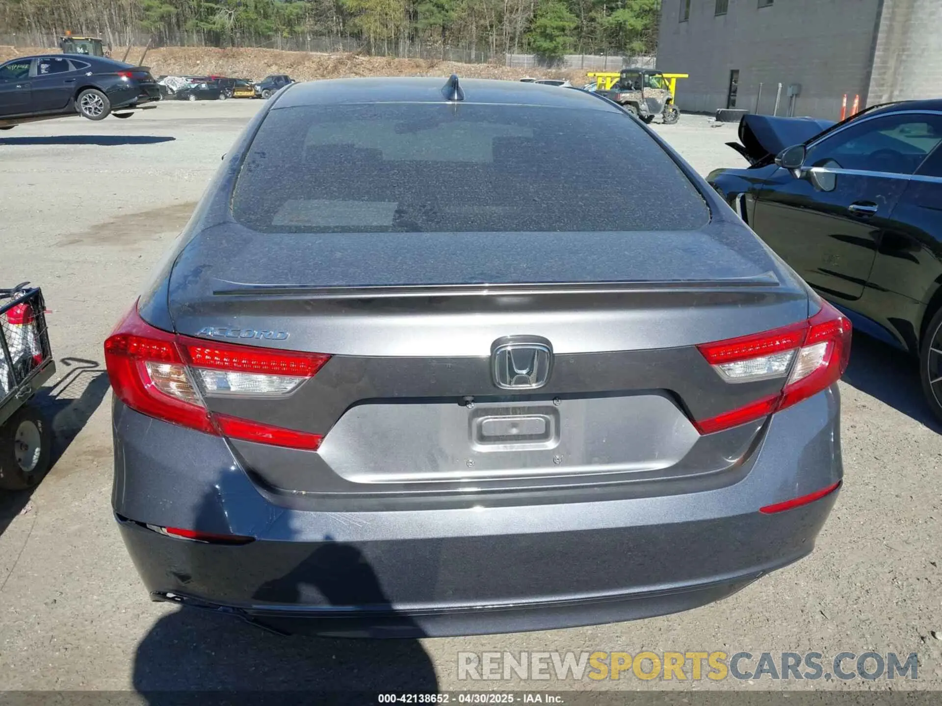 16 Photograph of a damaged car 1HGCV1F30KA078296 HONDA ACCORD 2019