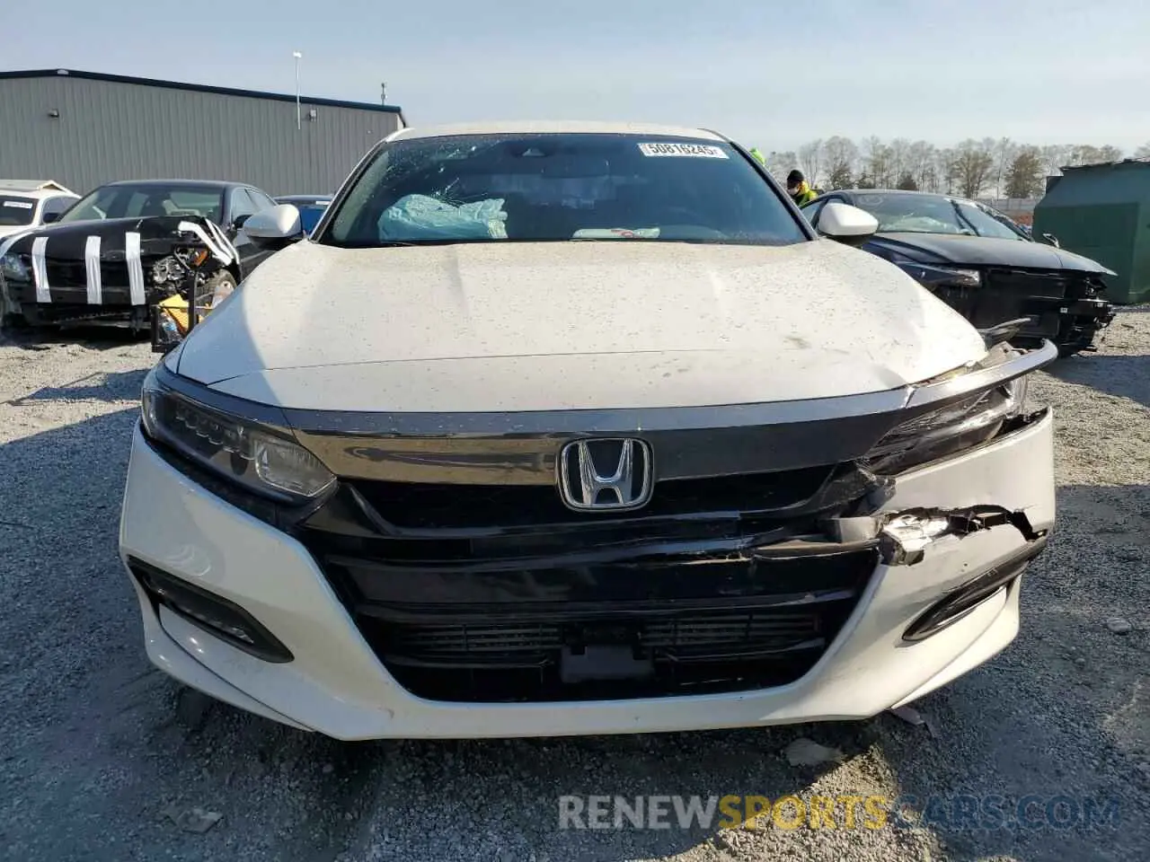 5 Фотография поврежденного автомобиля 1HGCV1F30KA086382 HONDA ACCORD 2019