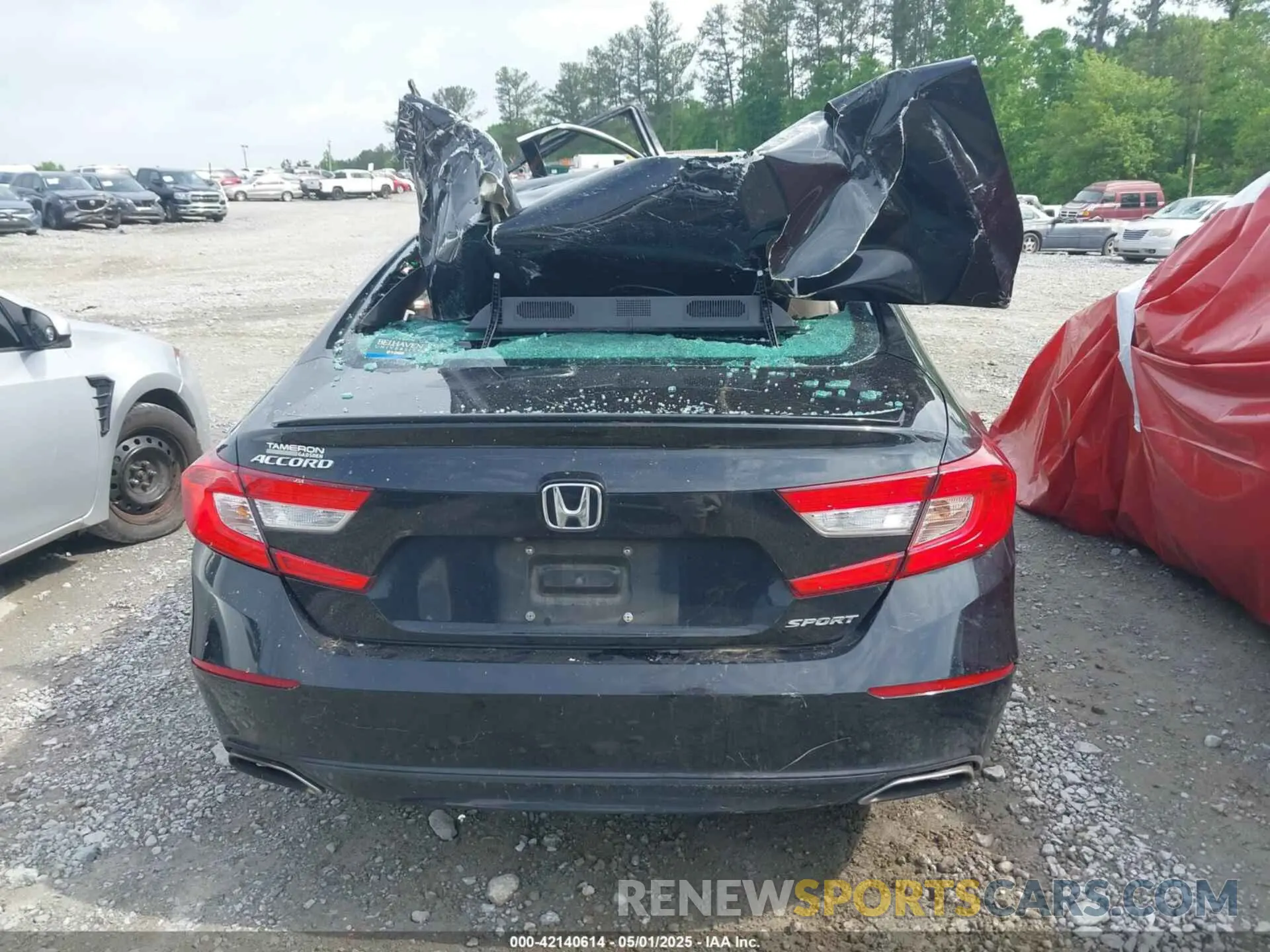 15 Photograph of a damaged car 1HGCV1F30KA087029 HONDA ACCORD 2019