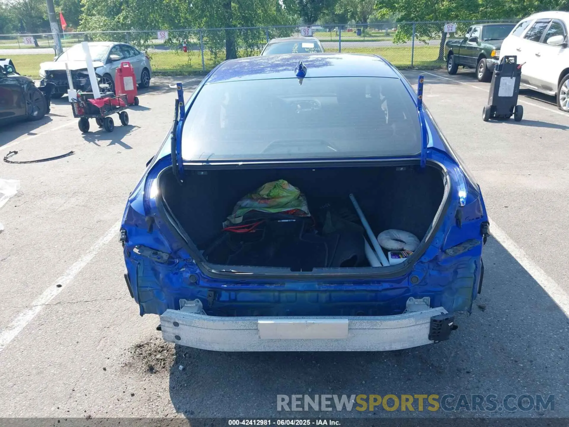 15 Photograph of a damaged car 1HGCV1F30KA099732 HONDA ACCORD 2019