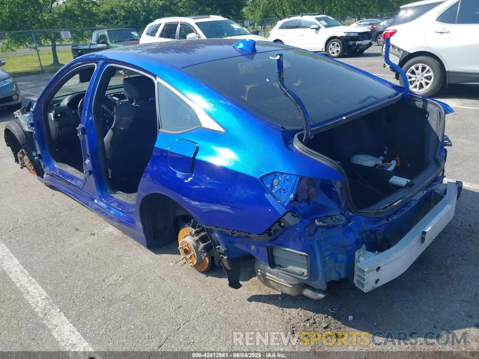 3 Photograph of a damaged car 1HGCV1F30KA099732 HONDA ACCORD 2019