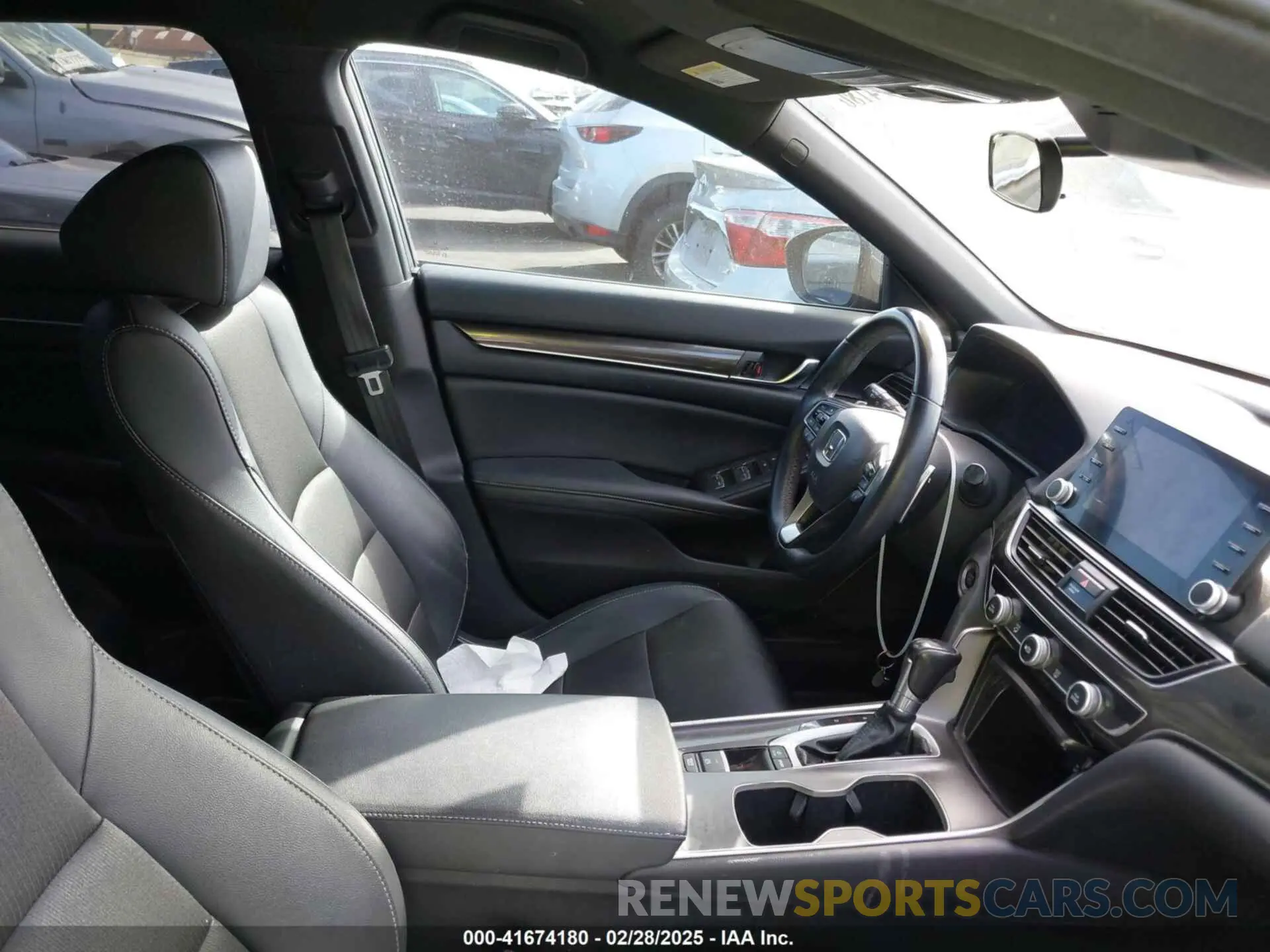 5 Photograph of a damaged car 1HGCV1F30KA123205 HONDA ACCORD 2019