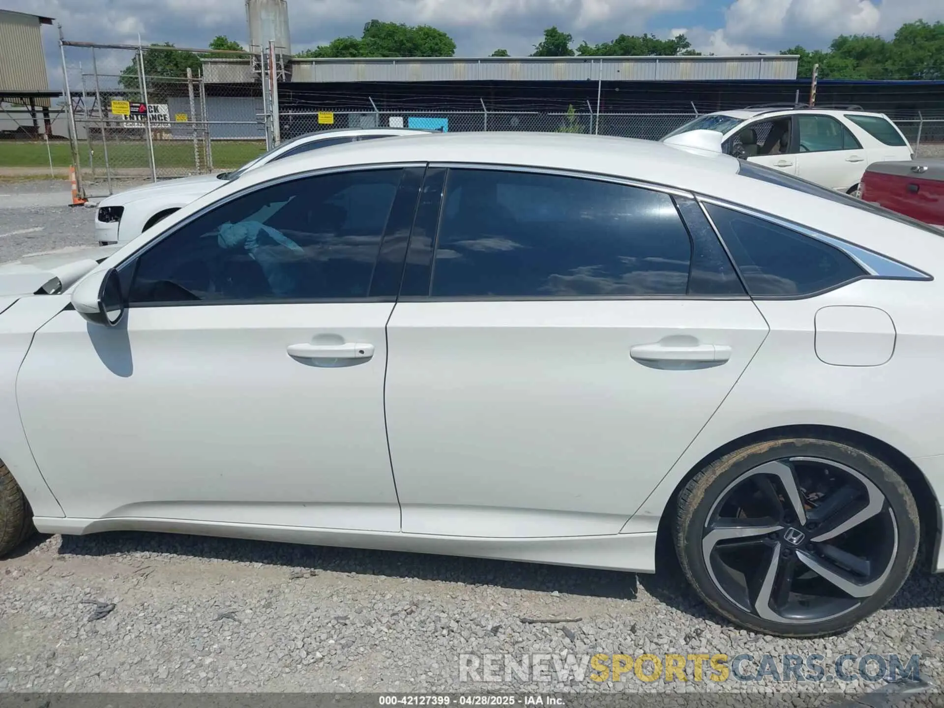 14 Фотография поврежденного автомобиля 1HGCV1F30KA139355 HONDA ACCORD 2019