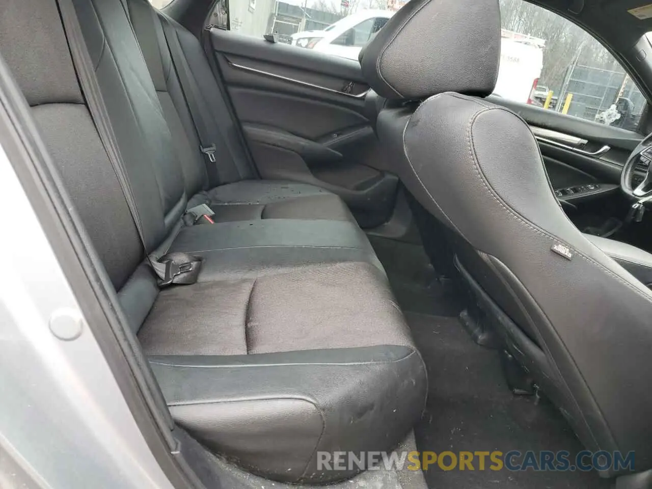 11 Фотография поврежденного автомобиля 1HGCV1F30KA142143 HONDA ACCORD 2019