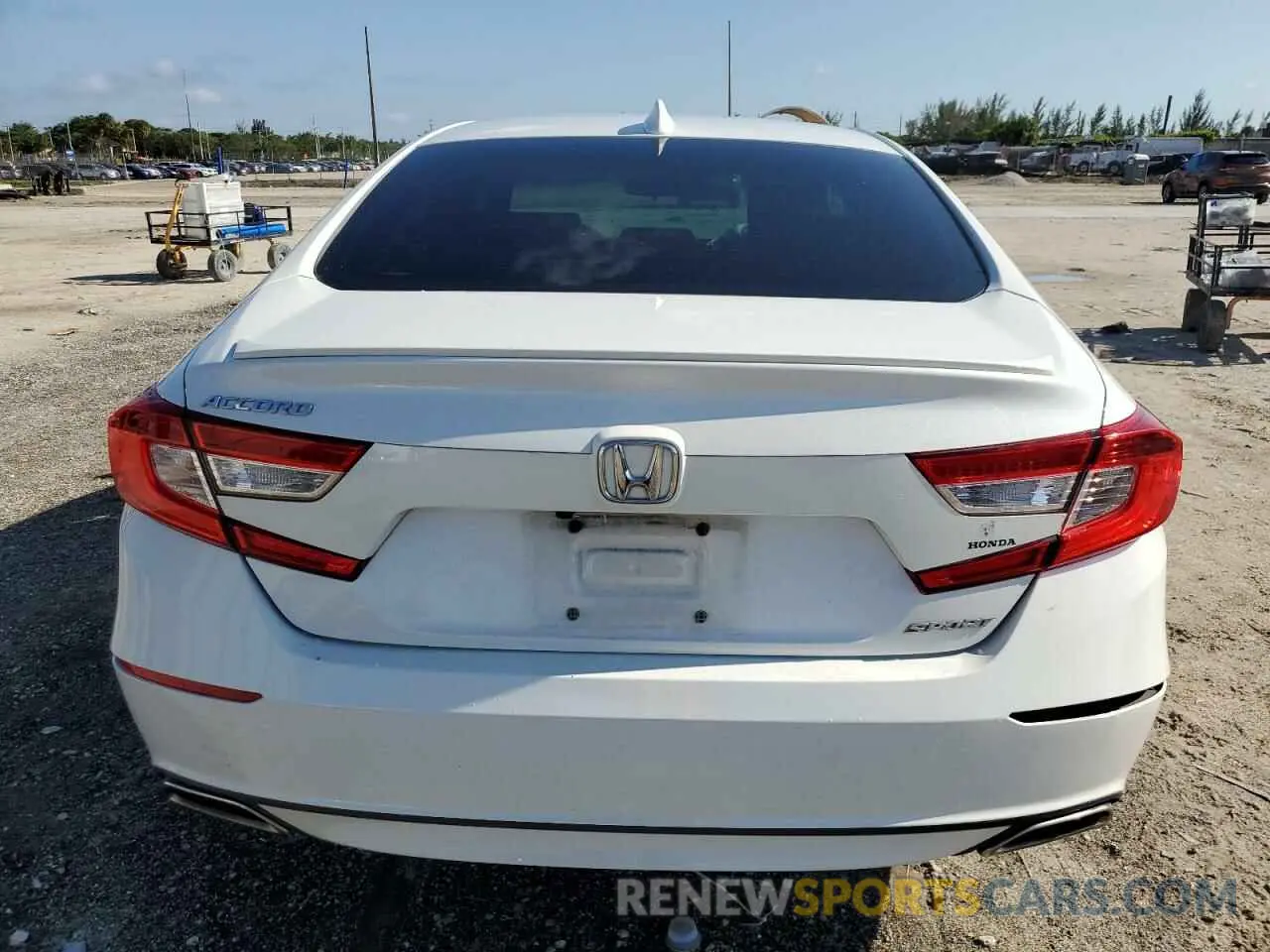 6 Фотография поврежденного автомобиля 1HGCV1F30KA162053 HONDA ACCORD 2019