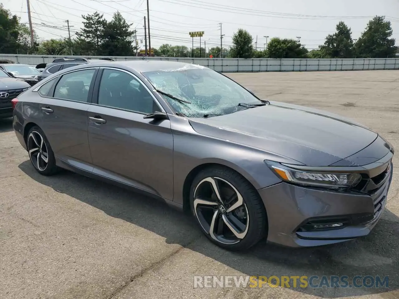 4 Photograph of a damaged car 1HGCV1F31KA013537 HONDA ACCORD 2019
