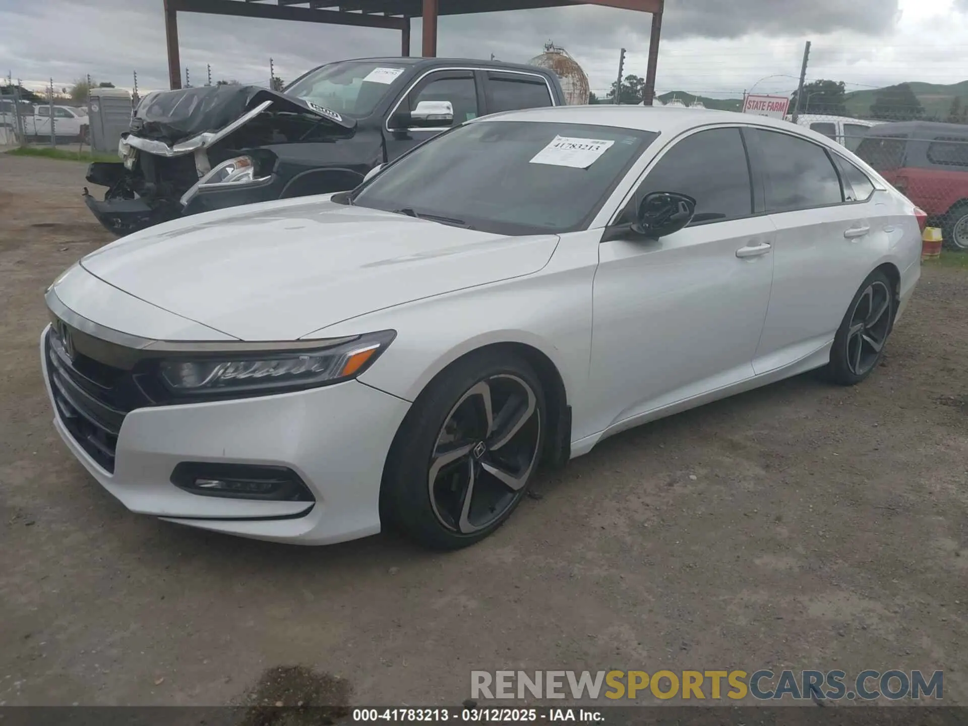 2 Photograph of a damaged car 1HGCV1F31KA032511 HONDA ACCORD 2019