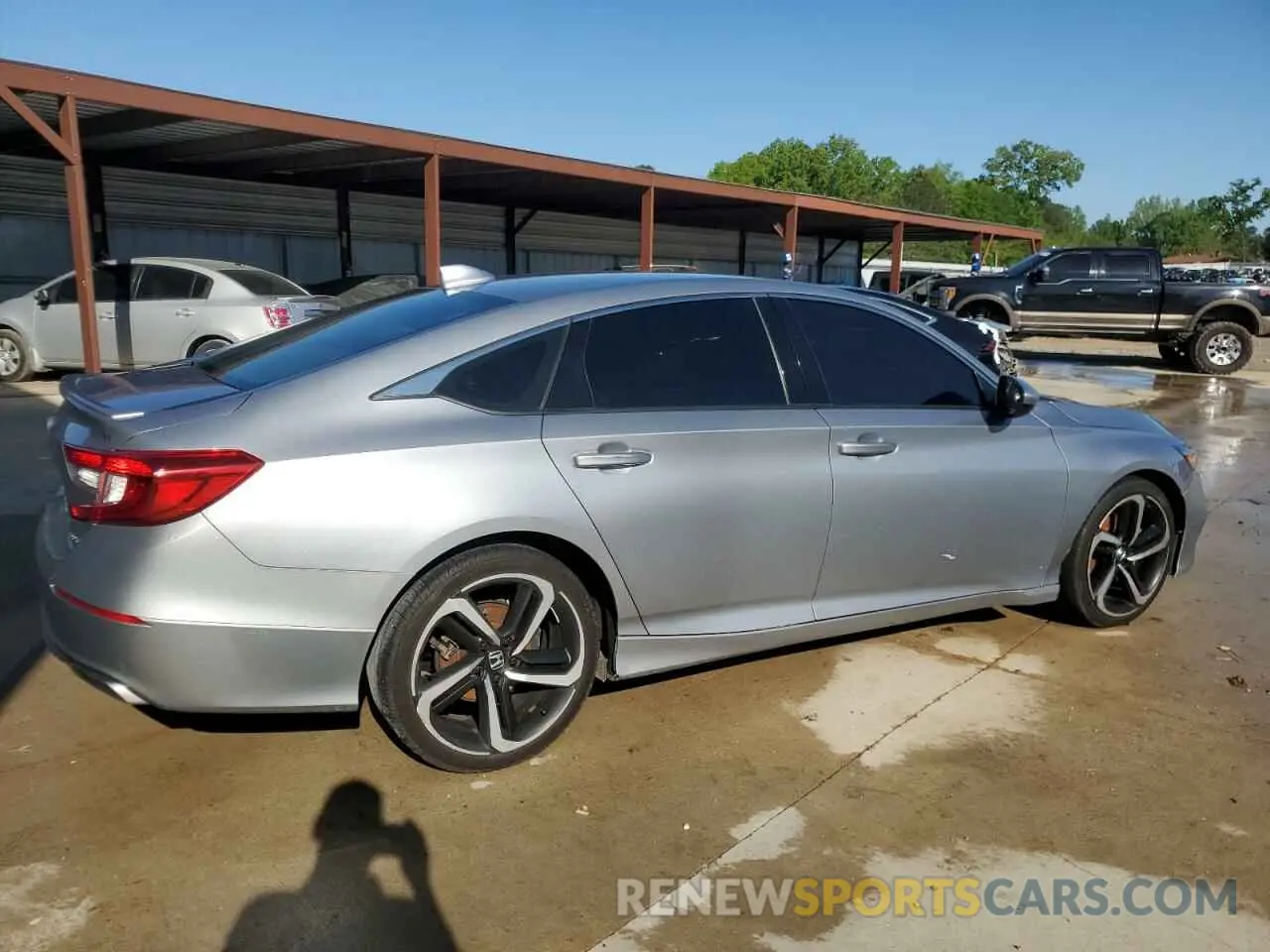 3 Photograph of a damaged car 1HGCV1F31KA037420 HONDA ACCORD 2019