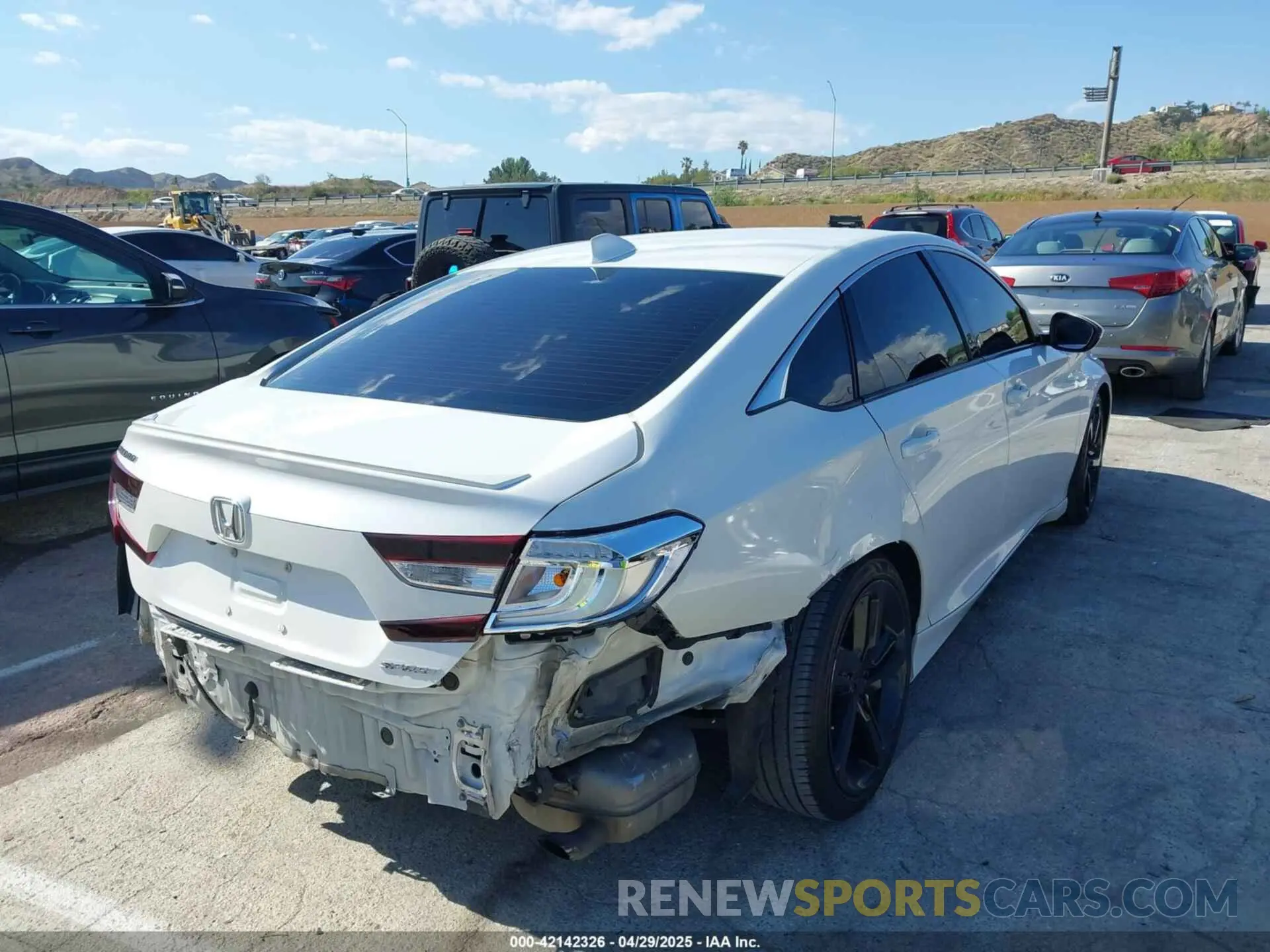 4 Photograph of a damaged car 1HGCV1F31KA055285 HONDA ACCORD 2019