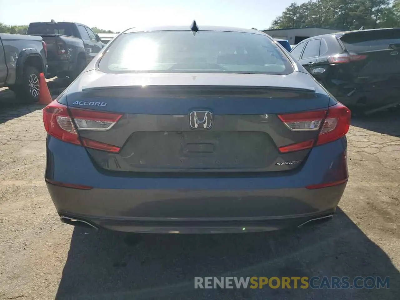 6 Фотография поврежденного автомобиля 1HGCV1F31KA064245 HONDA ACCORD 2019