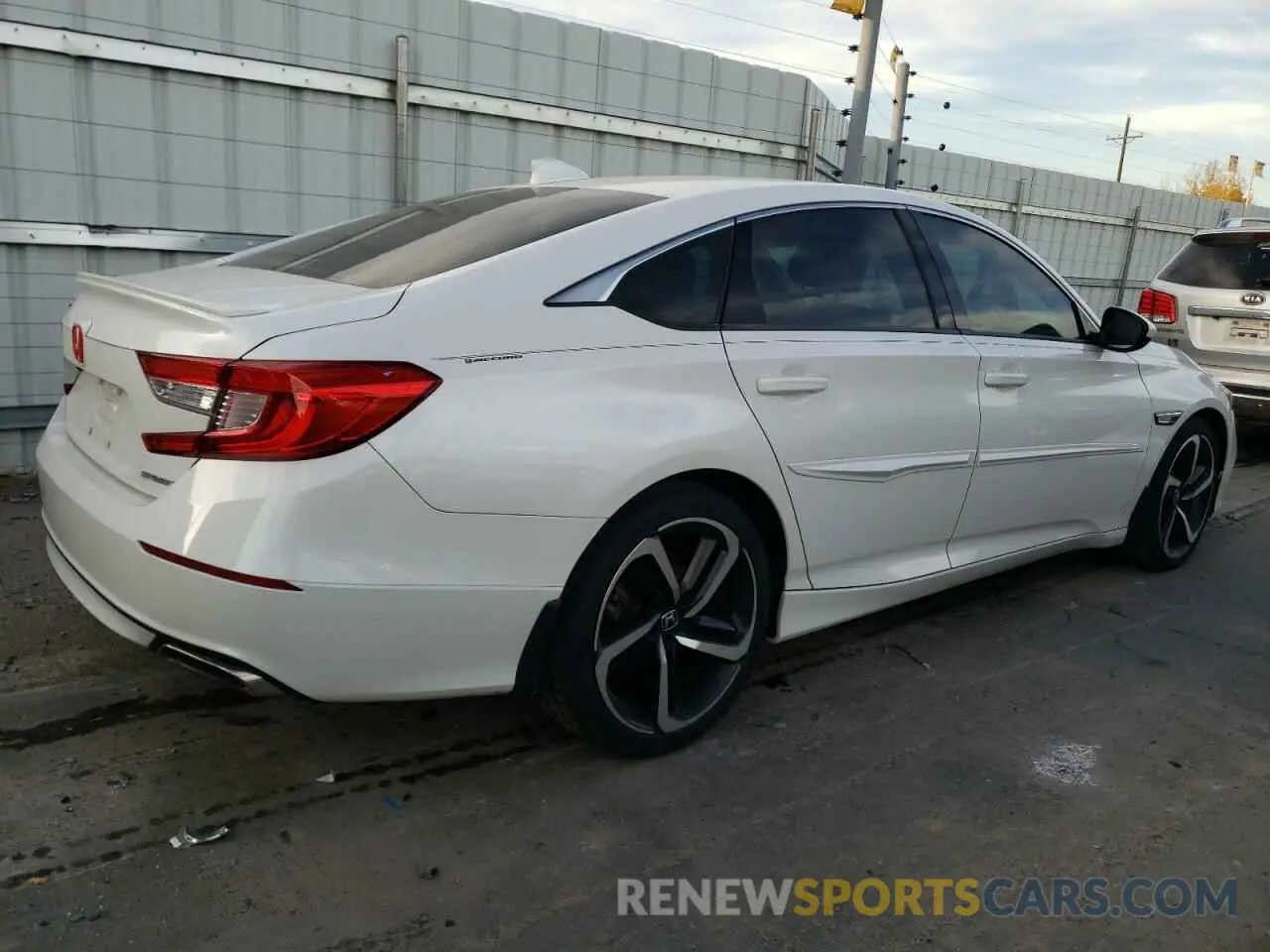3 Фотография поврежденного автомобиля 1HGCV1F31KA094426 HONDA ACCORD 2019
