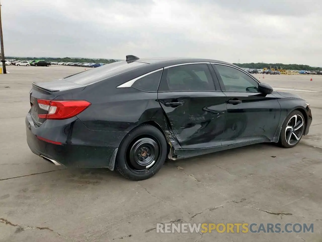 3 Photograph of a damaged car 1HGCV1F31KA131216 HONDA ACCORD 2019
