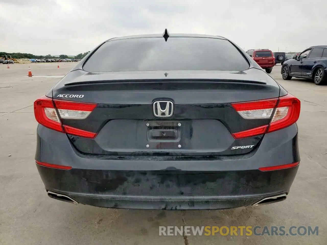 6 Photograph of a damaged car 1HGCV1F31KA131216 HONDA ACCORD 2019