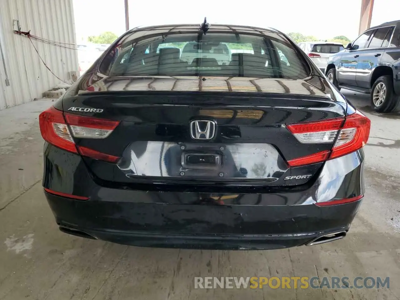 6 Photograph of a damaged car 1HGCV1F31KA155628 HONDA ACCORD 2019
