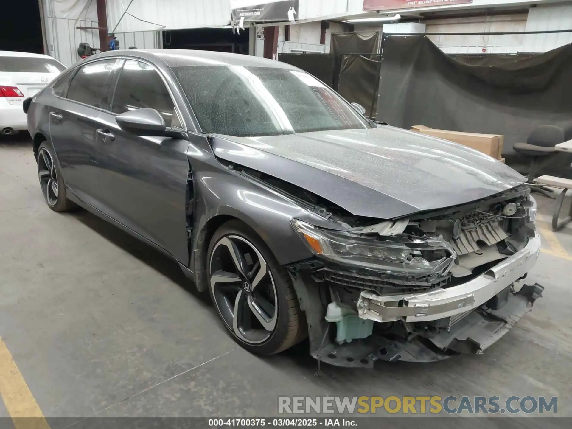 1 Фотография поврежденного автомобиля 1HGCV1F32KA010405 HONDA ACCORD 2019