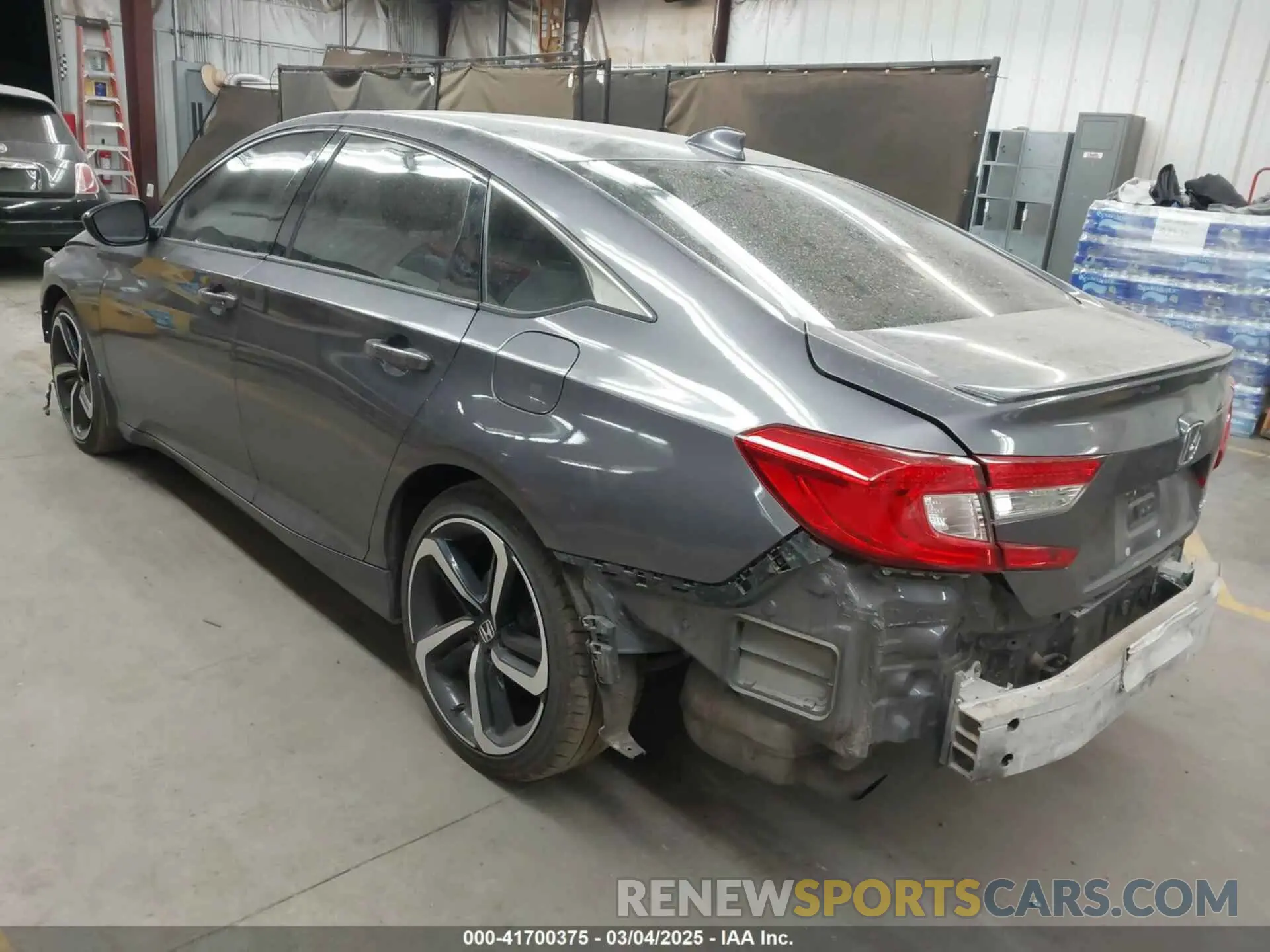 3 Фотография поврежденного автомобиля 1HGCV1F32KA010405 HONDA ACCORD 2019