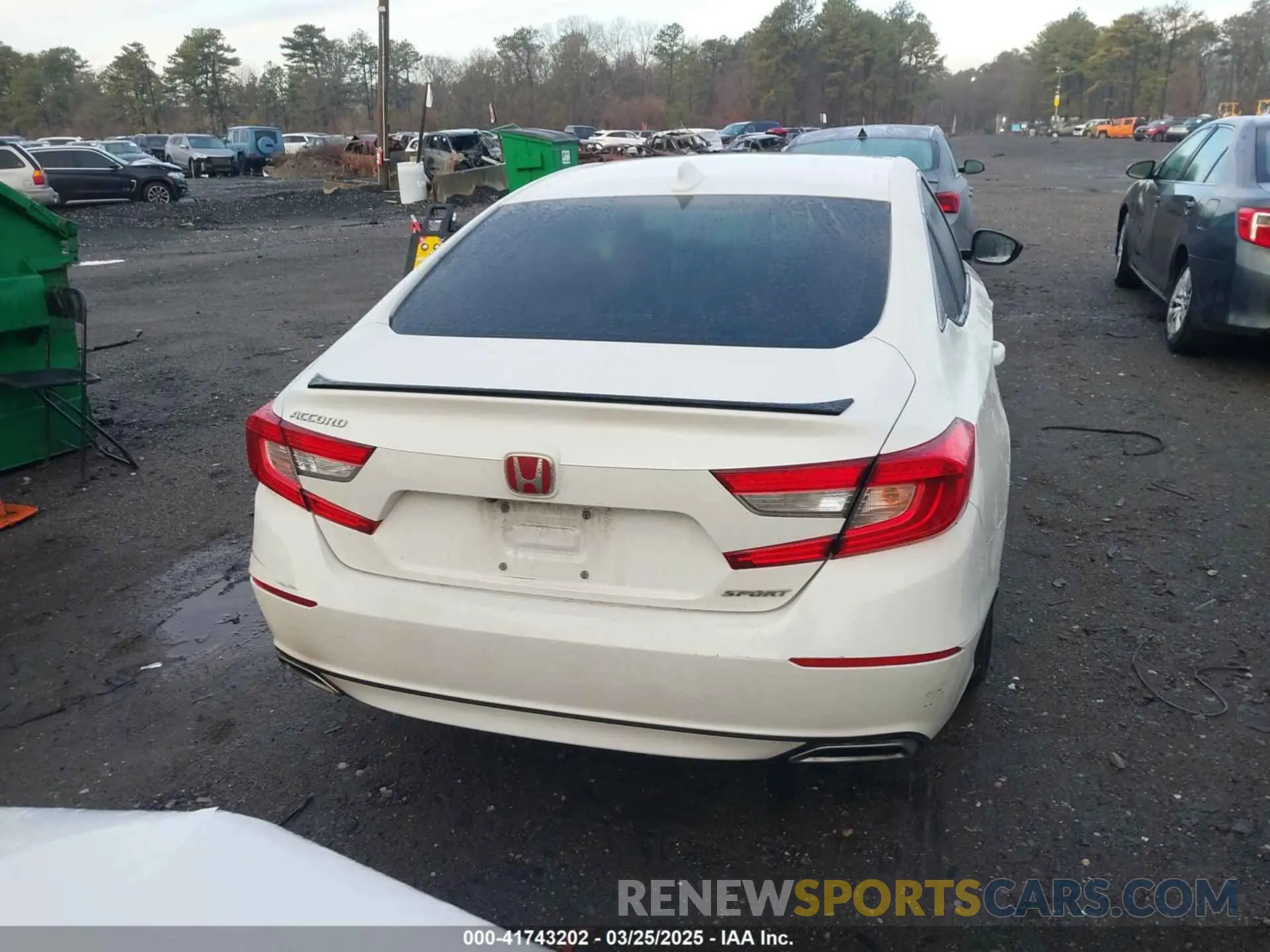 16 Фотография поврежденного автомобиля 1HGCV1F32KA016804 HONDA ACCORD 2019