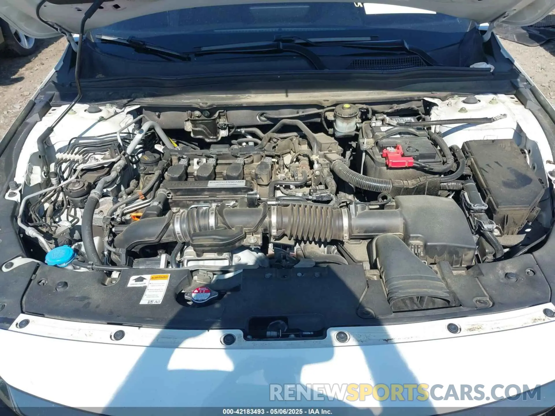 10 Photograph of a damaged car 1HGCV1F32KA031268 HONDA ACCORD 2019