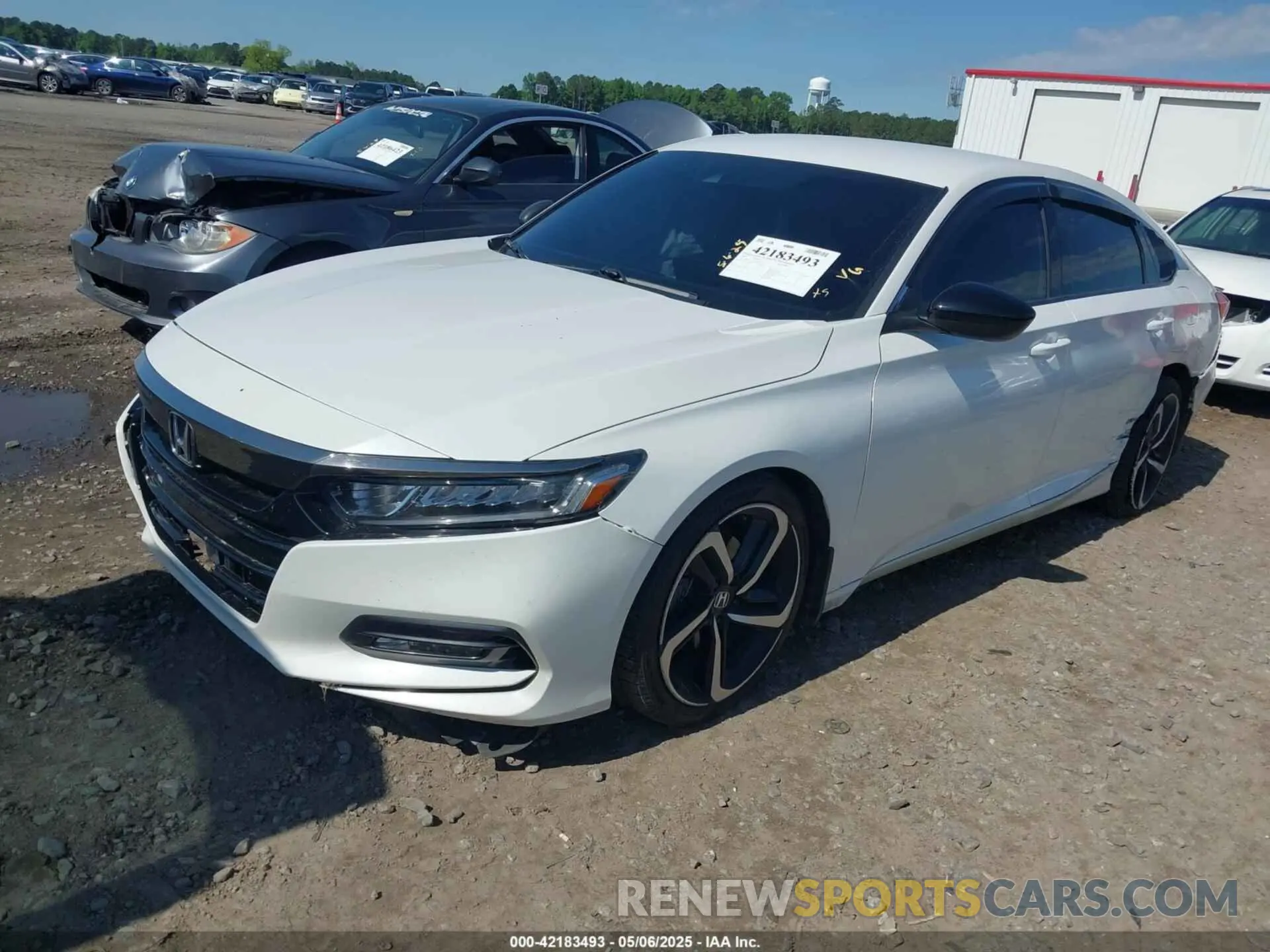 2 Photograph of a damaged car 1HGCV1F32KA031268 HONDA ACCORD 2019