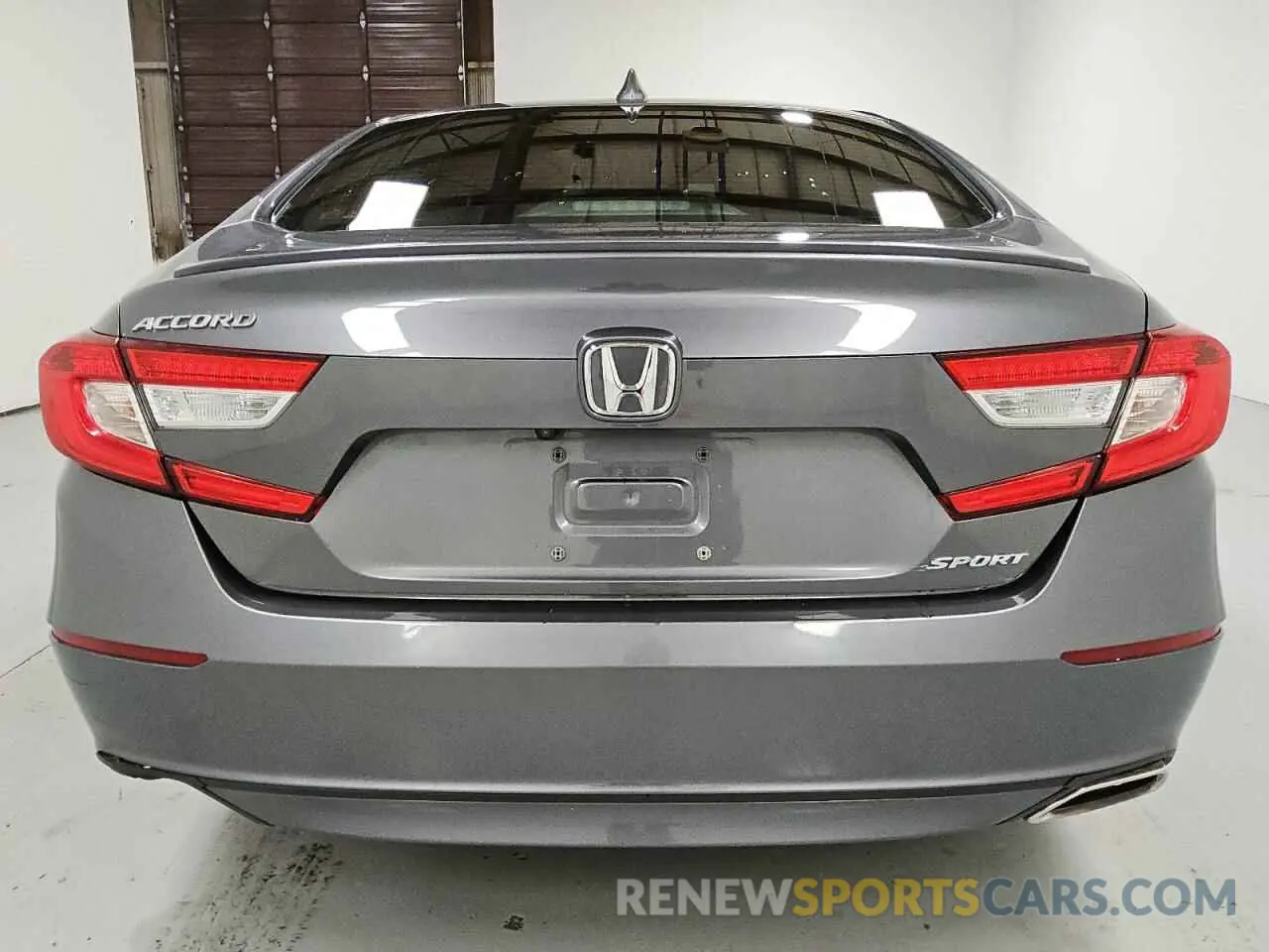 6 Photograph of a damaged car 1HGCV1F32KA103084 HONDA ACCORD 2019