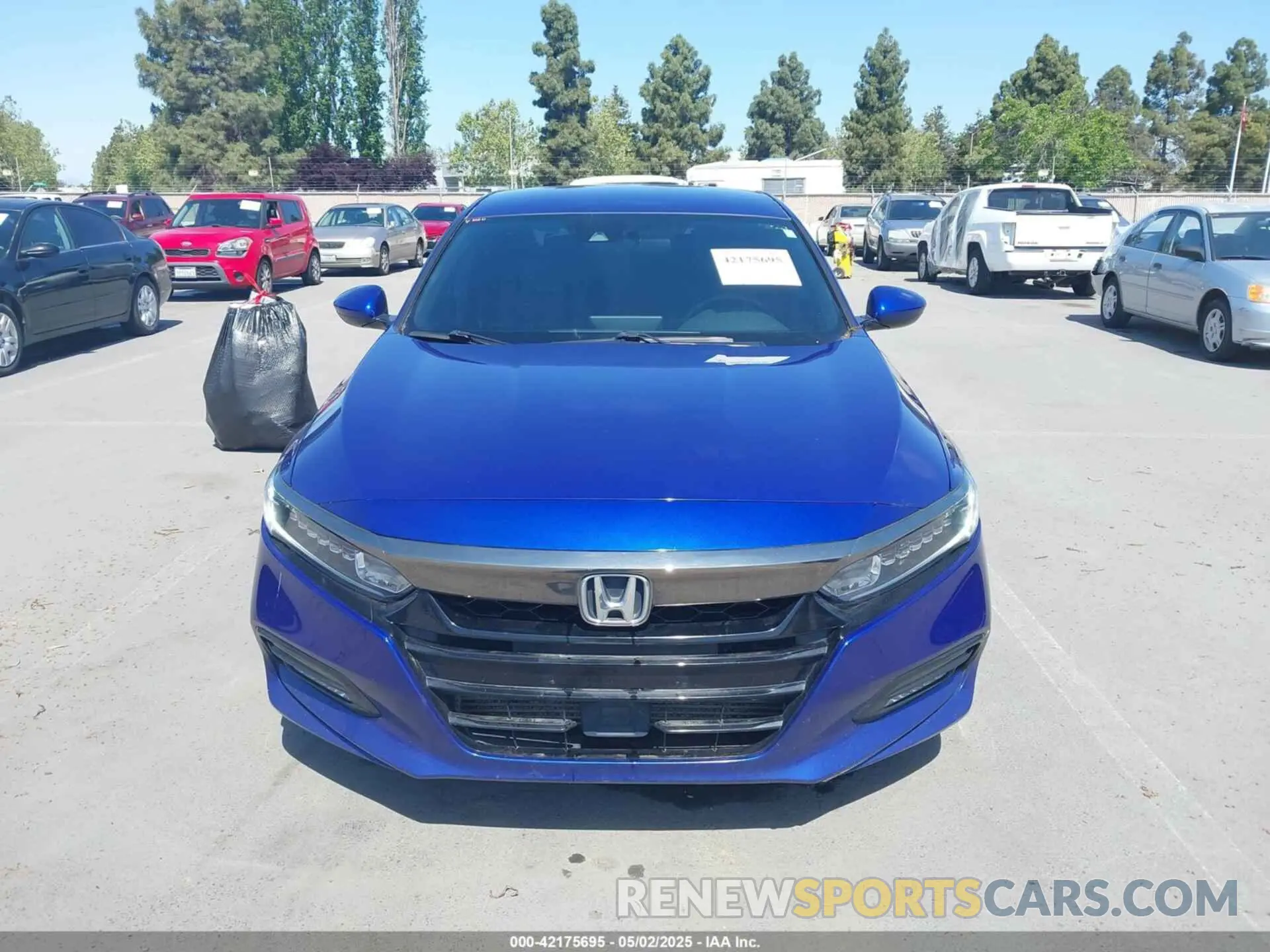 12 Photograph of a damaged car 1HGCV1F32KA133038 HONDA ACCORD 2019