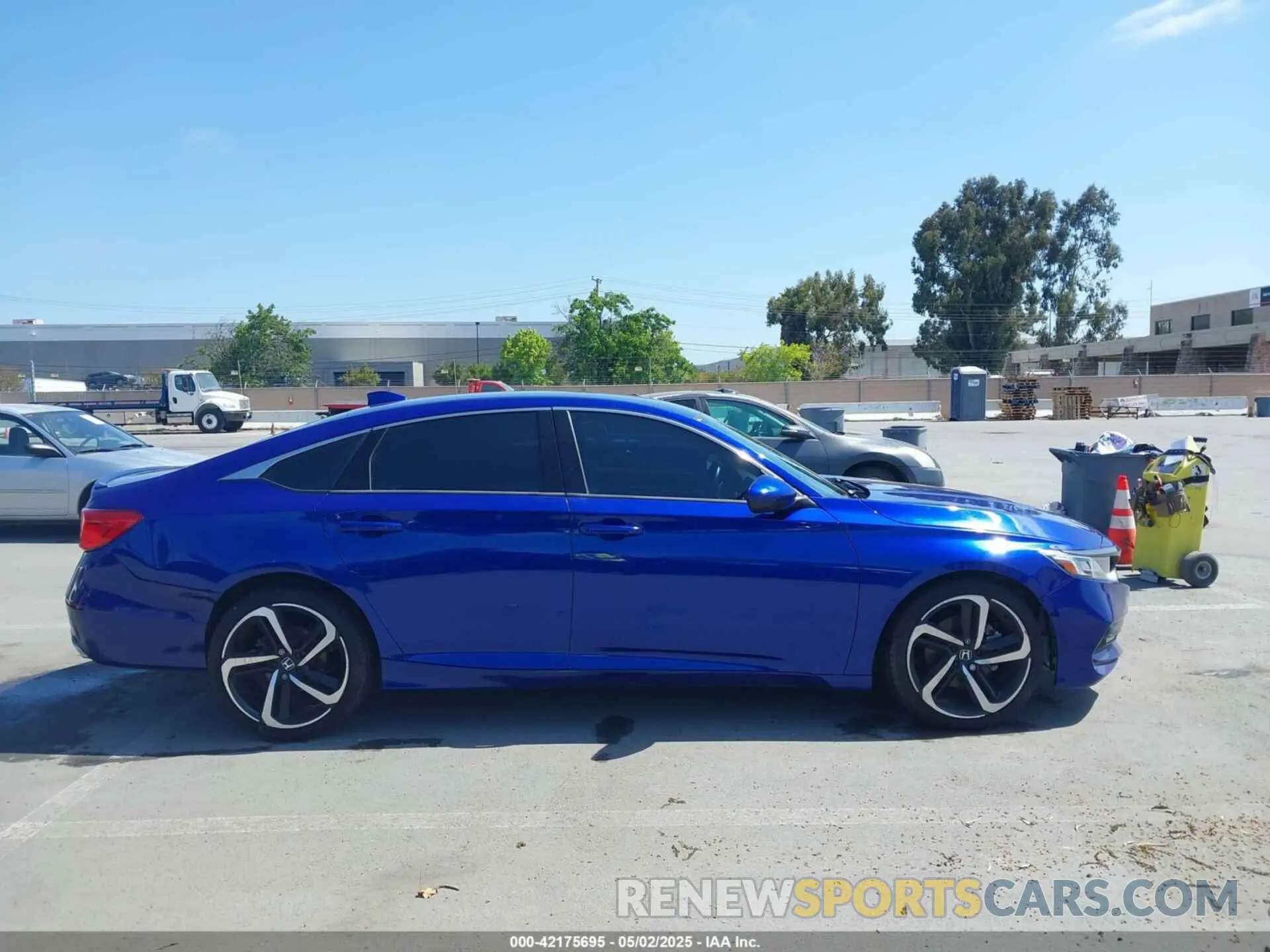 13 Photograph of a damaged car 1HGCV1F32KA133038 HONDA ACCORD 2019