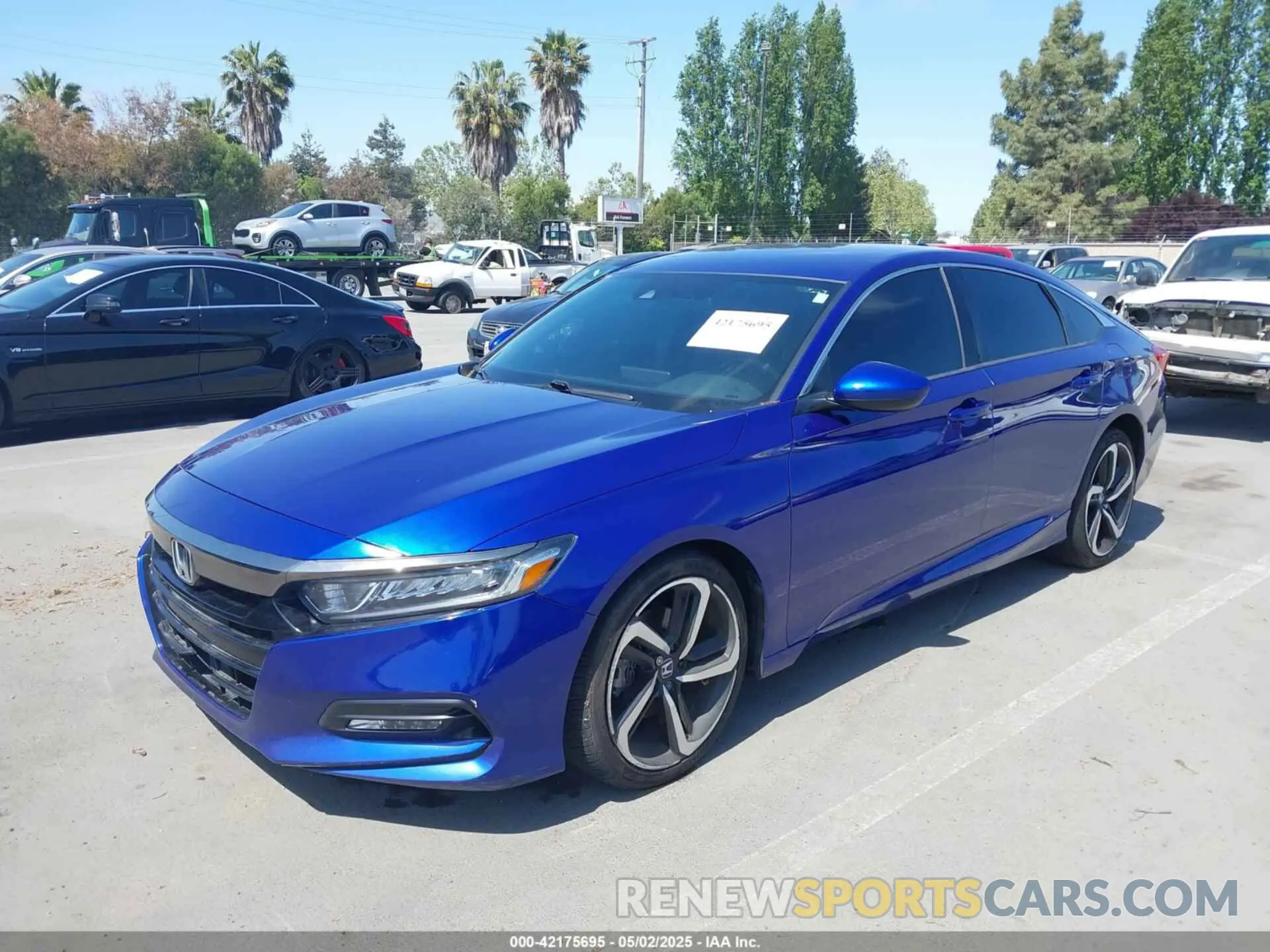 6 Photograph of a damaged car 1HGCV1F32KA133038 HONDA ACCORD 2019
