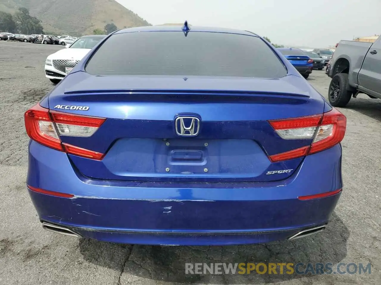 6 Photograph of a damaged car 1HGCV1F32KA138269 HONDA ACCORD 2019