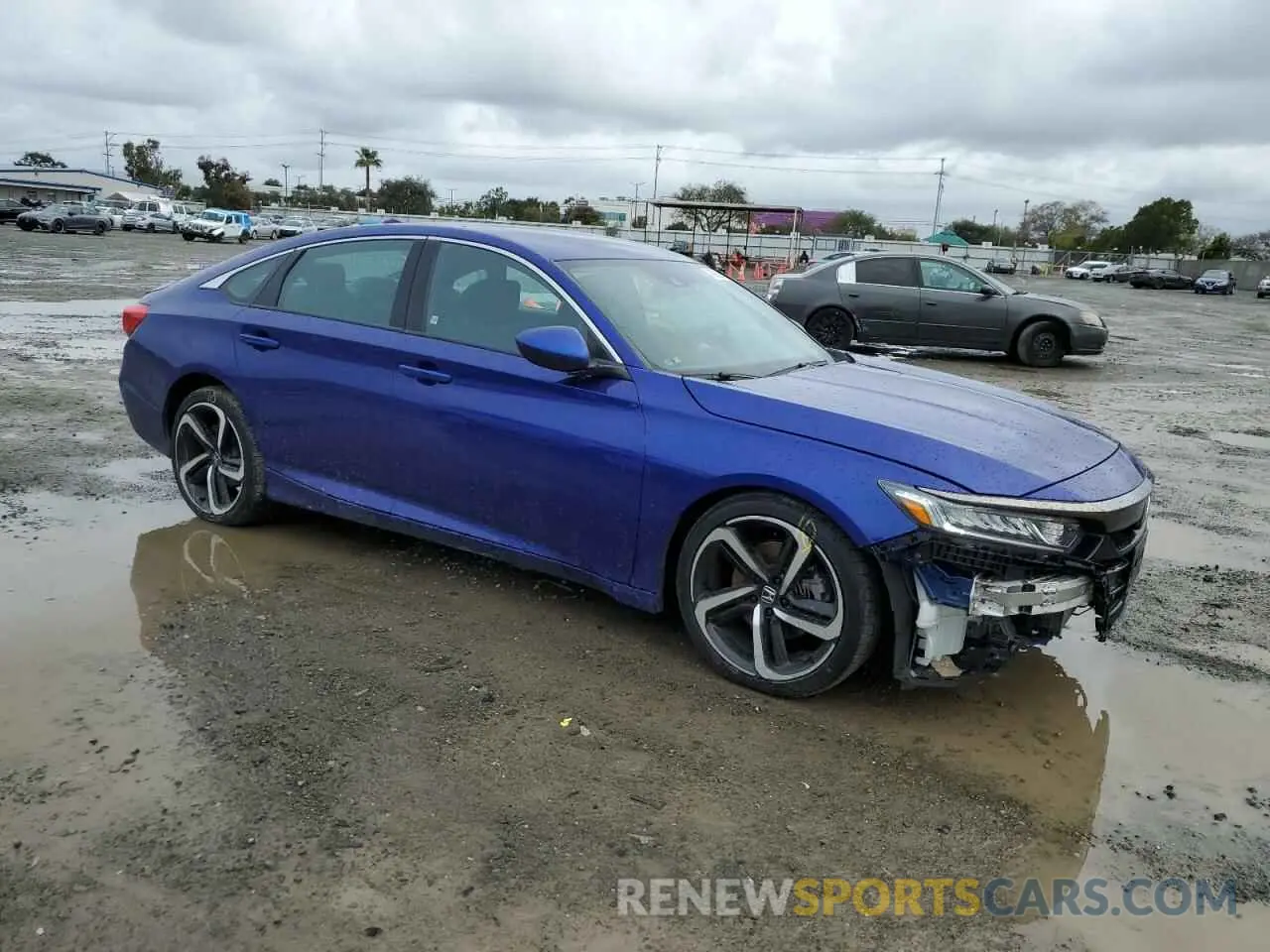 4 Photograph of a damaged car 1HGCV1F32KA153631 HONDA ACCORD 2019