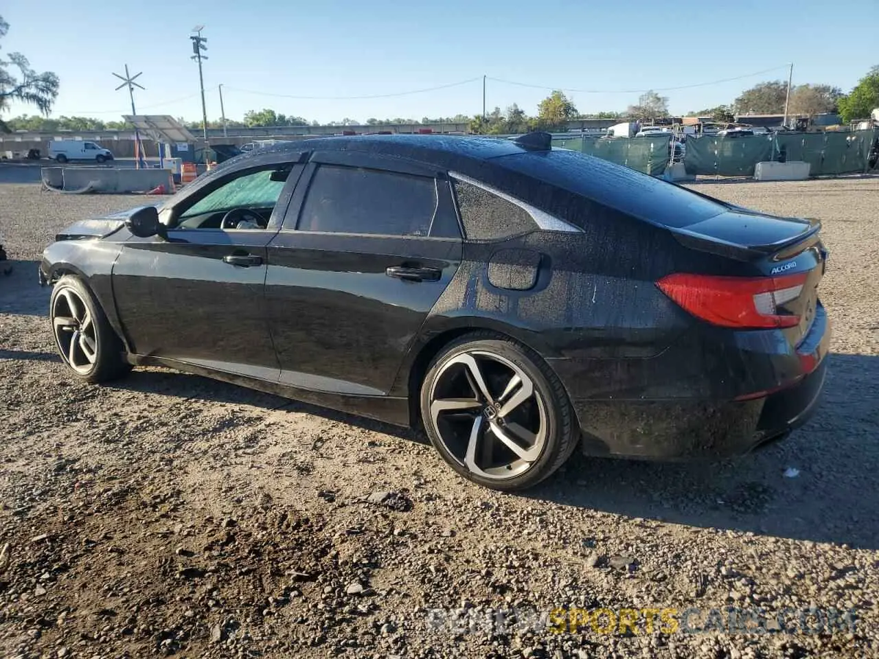 2 Фотография поврежденного автомобиля 1HGCV1F32KA154858 HONDA ACCORD 2019