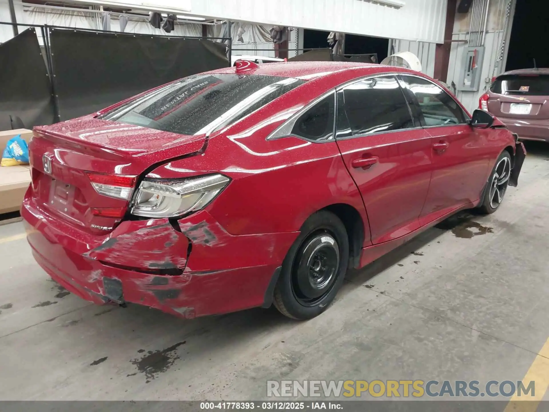 4 Фотография поврежденного автомобиля 1HGCV1F32KA165617 HONDA ACCORD 2019